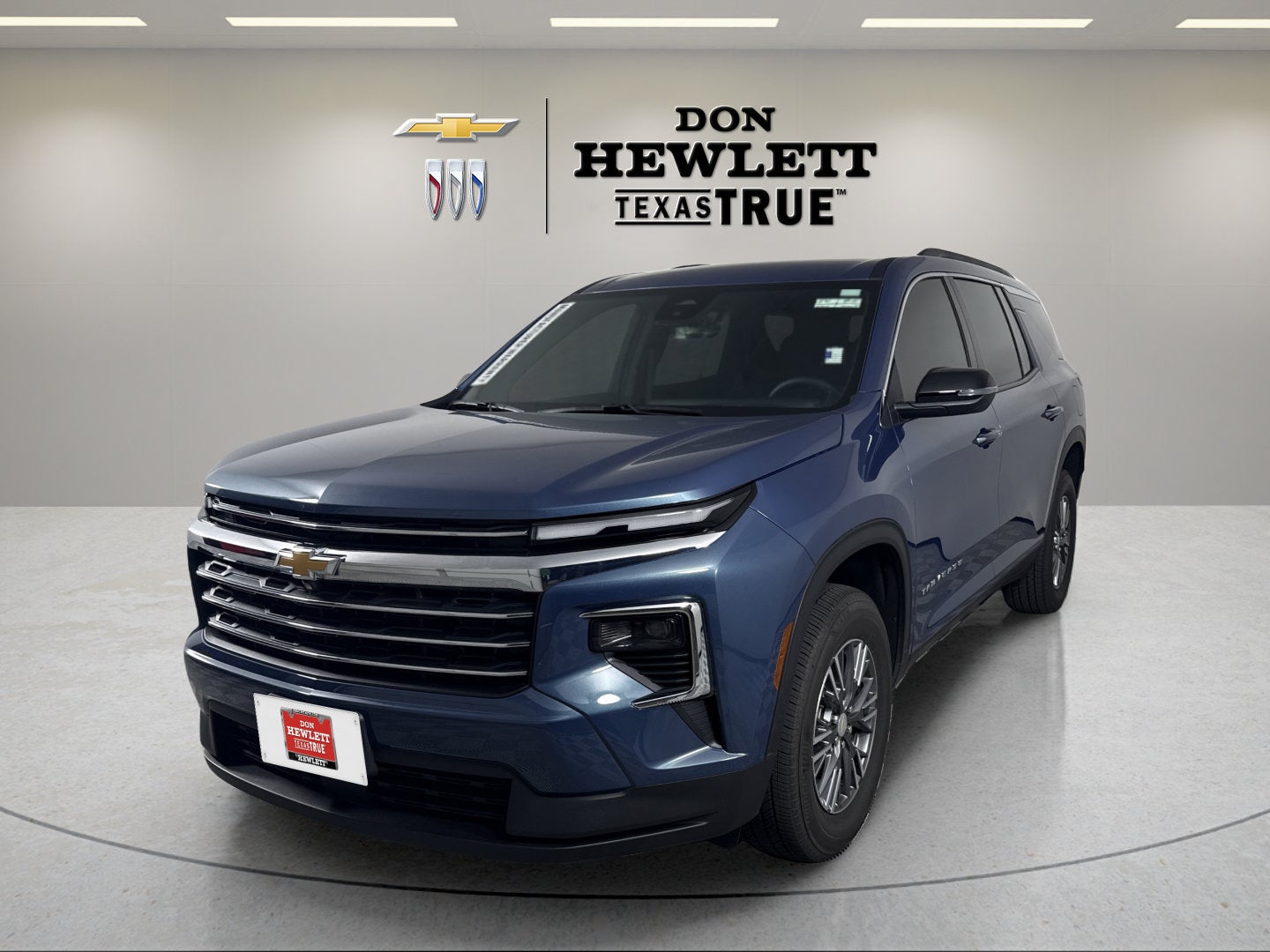 2026 Chevrolet Traverse FWD LT