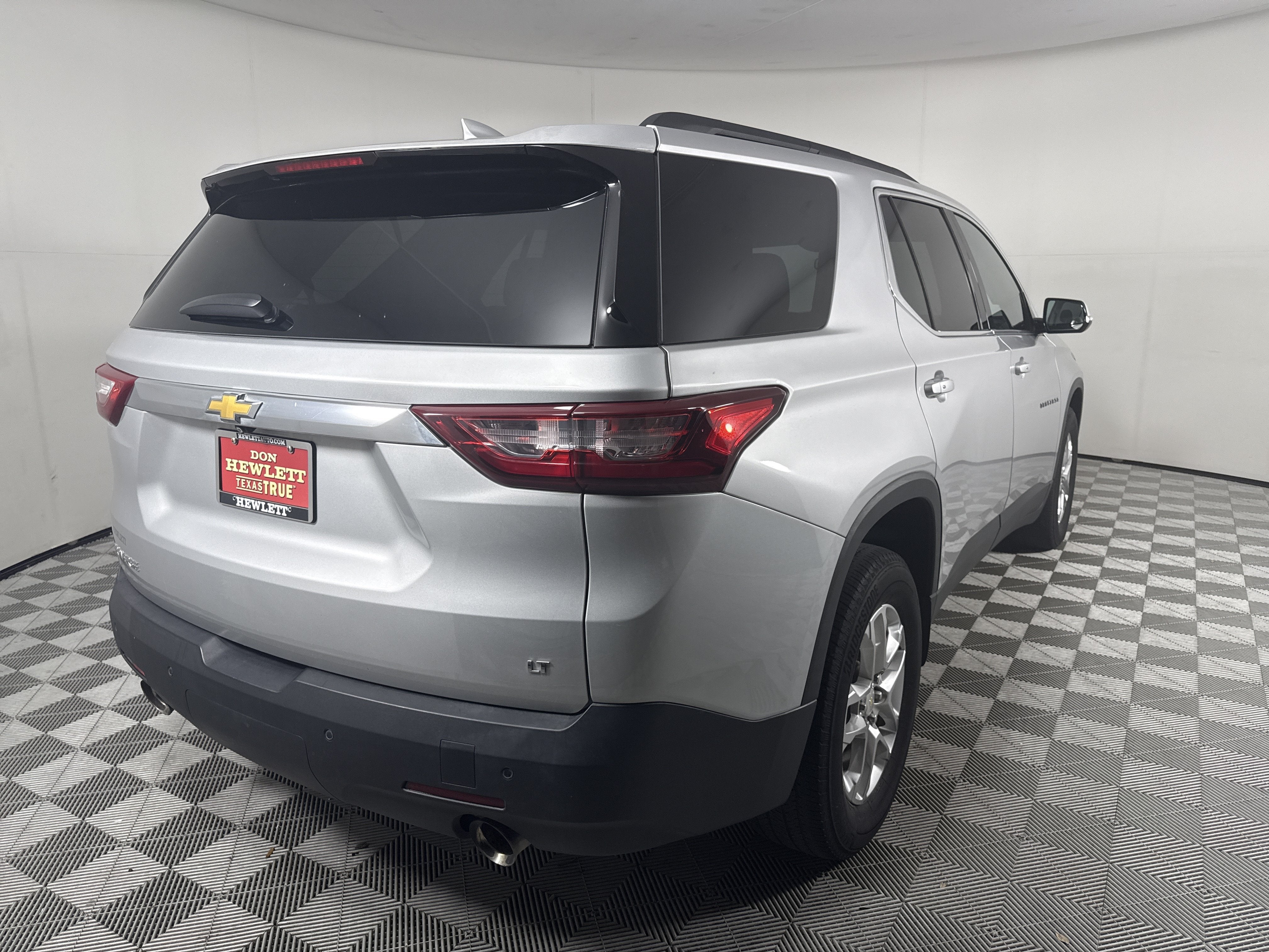 2020 Chevrolet Traverse LT Cloth