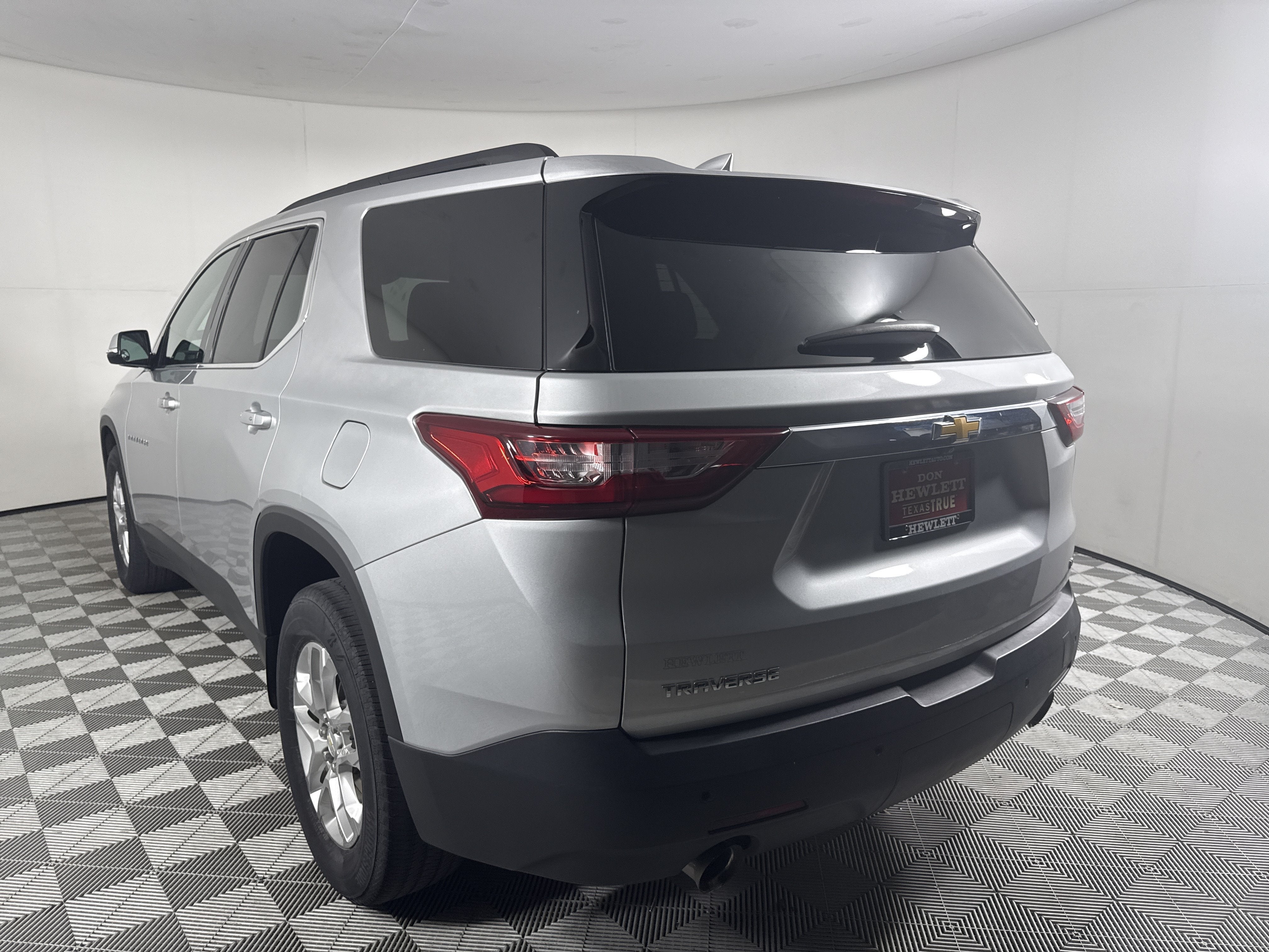 2020 Chevrolet Traverse LT Cloth
