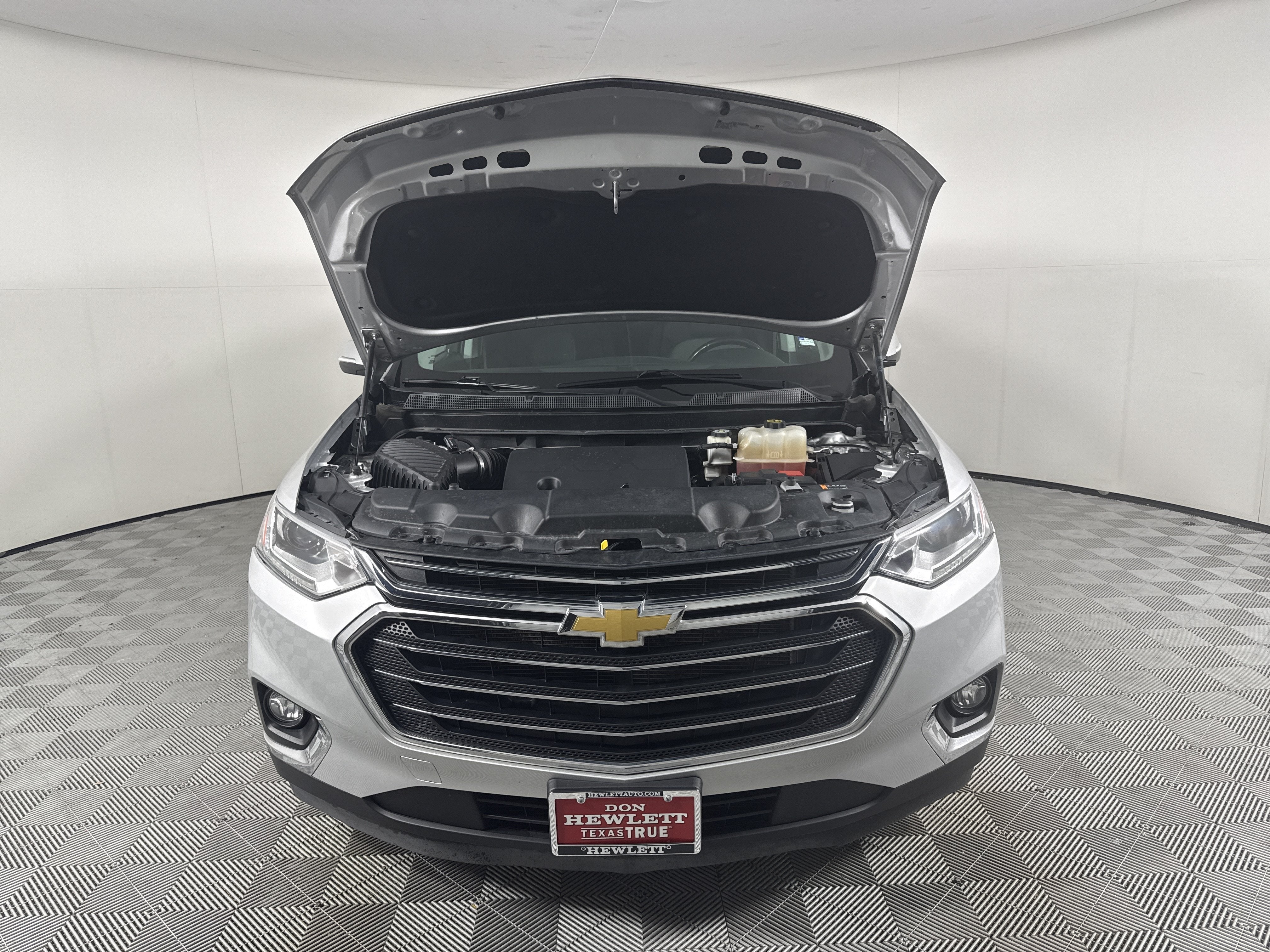 2020 Chevrolet Traverse LT Cloth