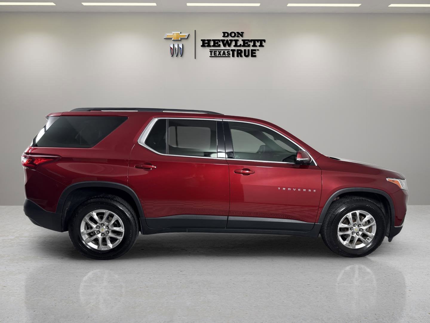 2020 Chevrolet Traverse LT Cloth