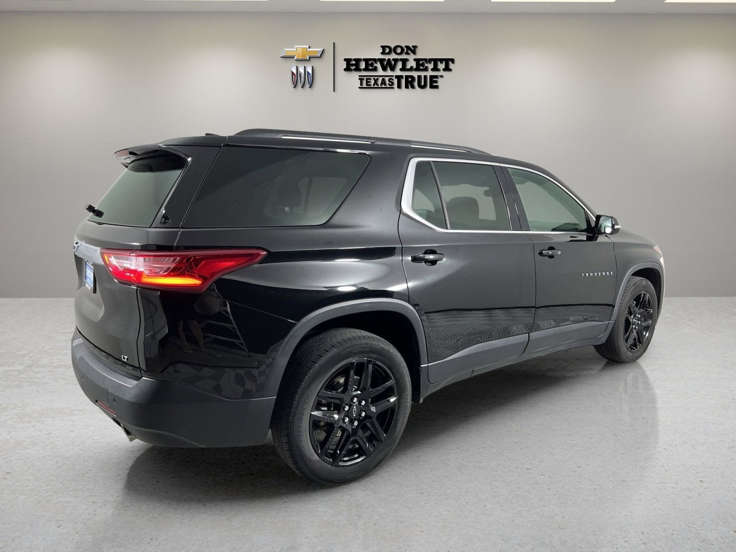 2021 Chevrolet Traverse LT Cloth