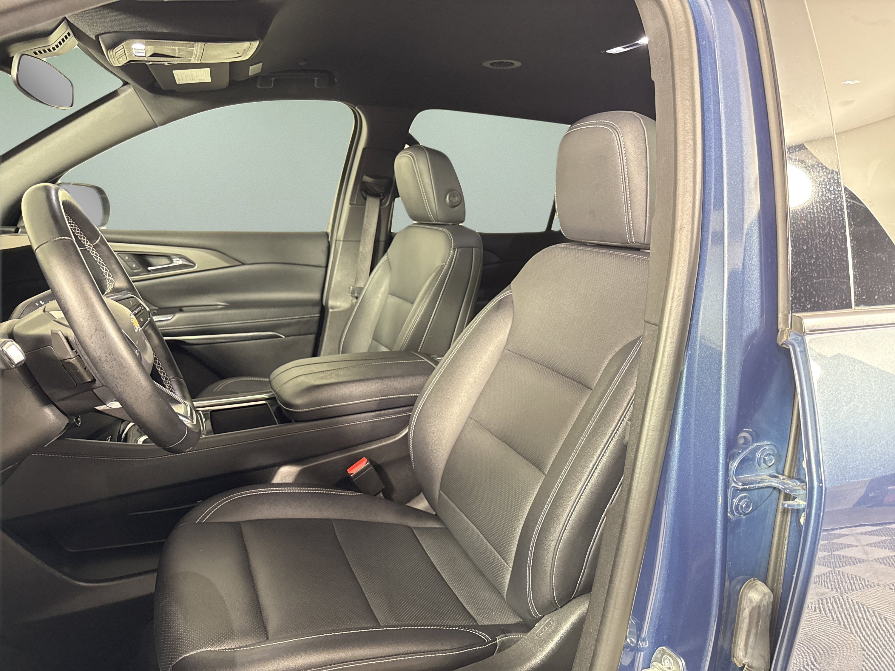 2025 Chevrolet Traverse FWD LT