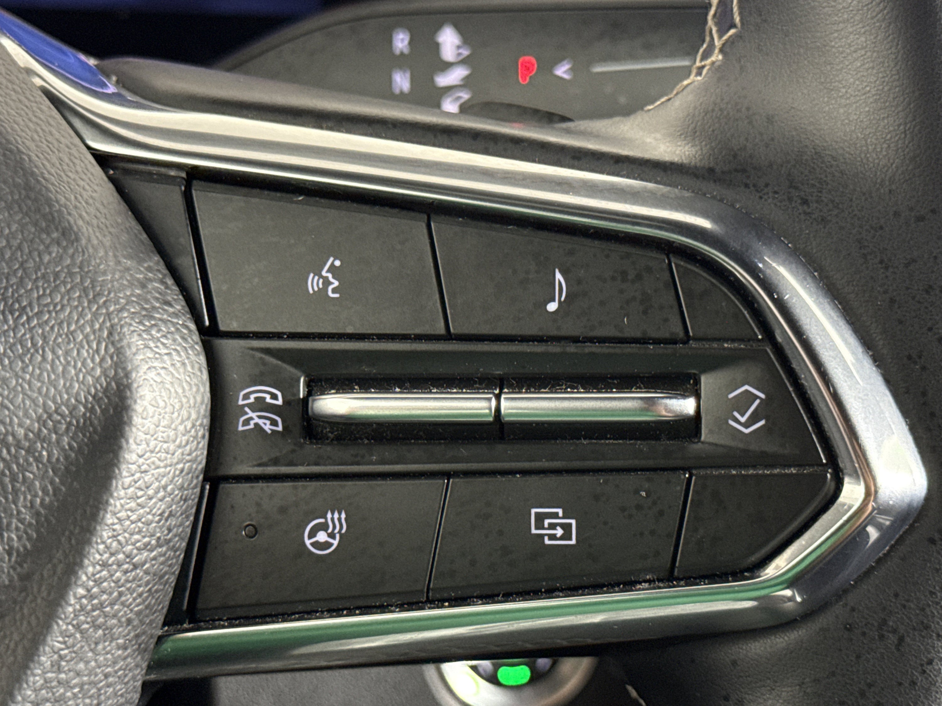 2025 Chevrolet Traverse FWD LT