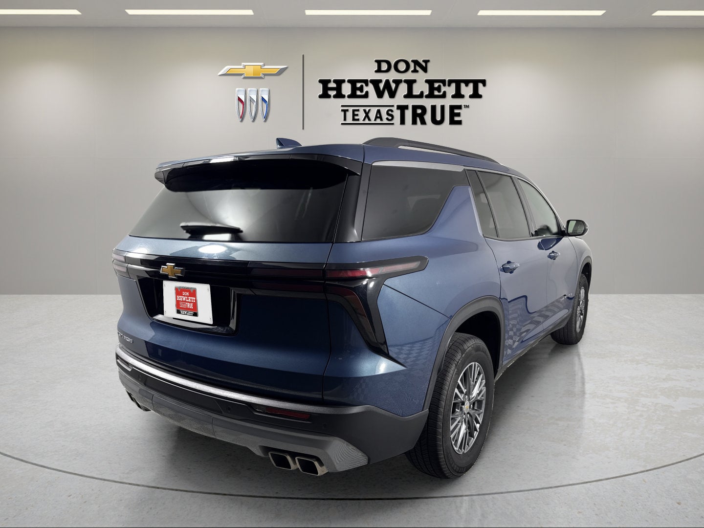 2025 Chevrolet Traverse FWD LT