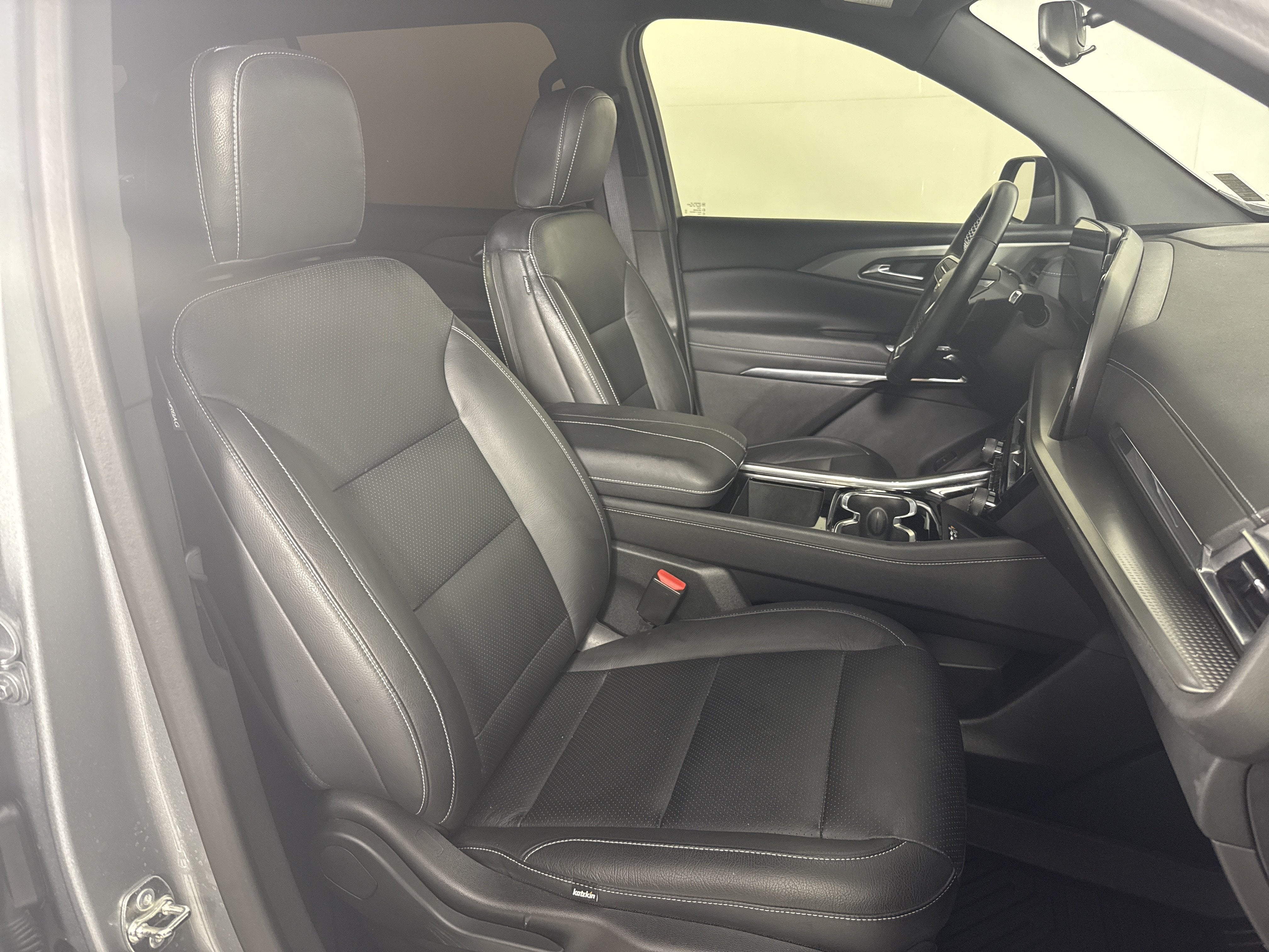 2025 Chevrolet Traverse FWD LT