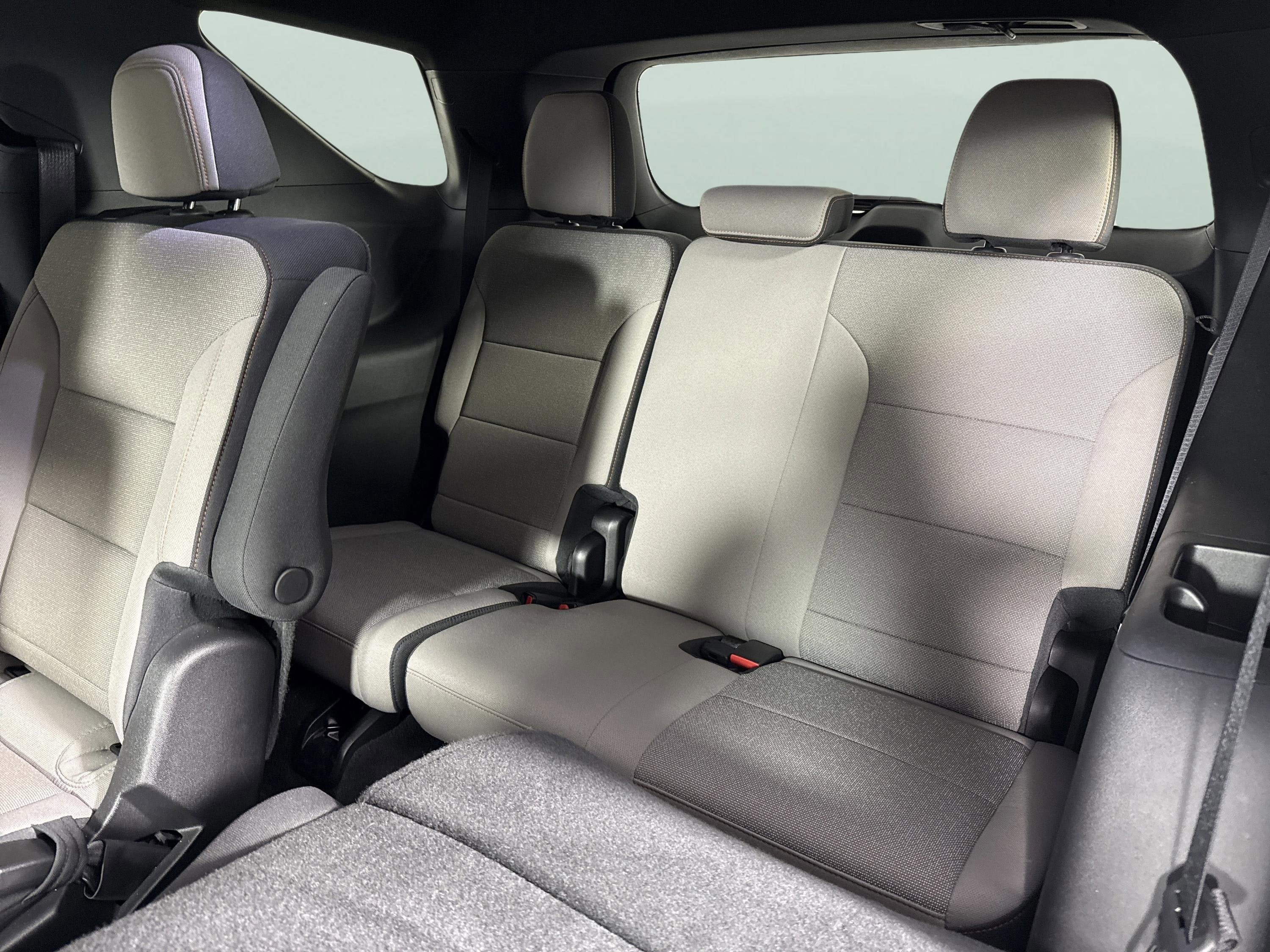 2025 Chevrolet Traverse FWD LT