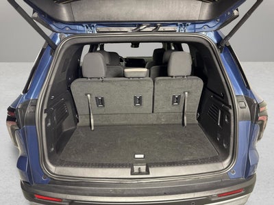 2025 Chevrolet Traverse FWD LT