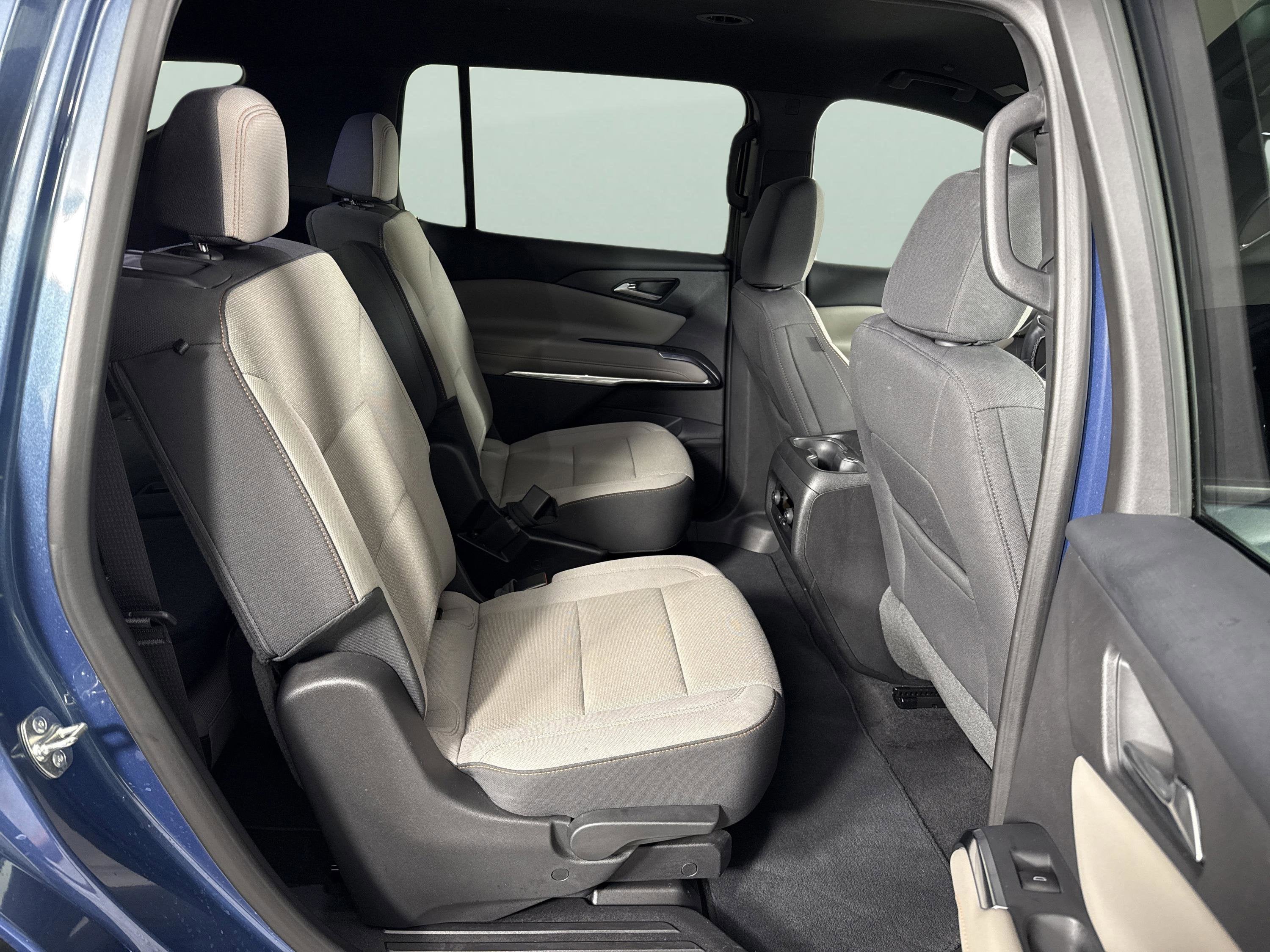 2025 Chevrolet Traverse FWD LT