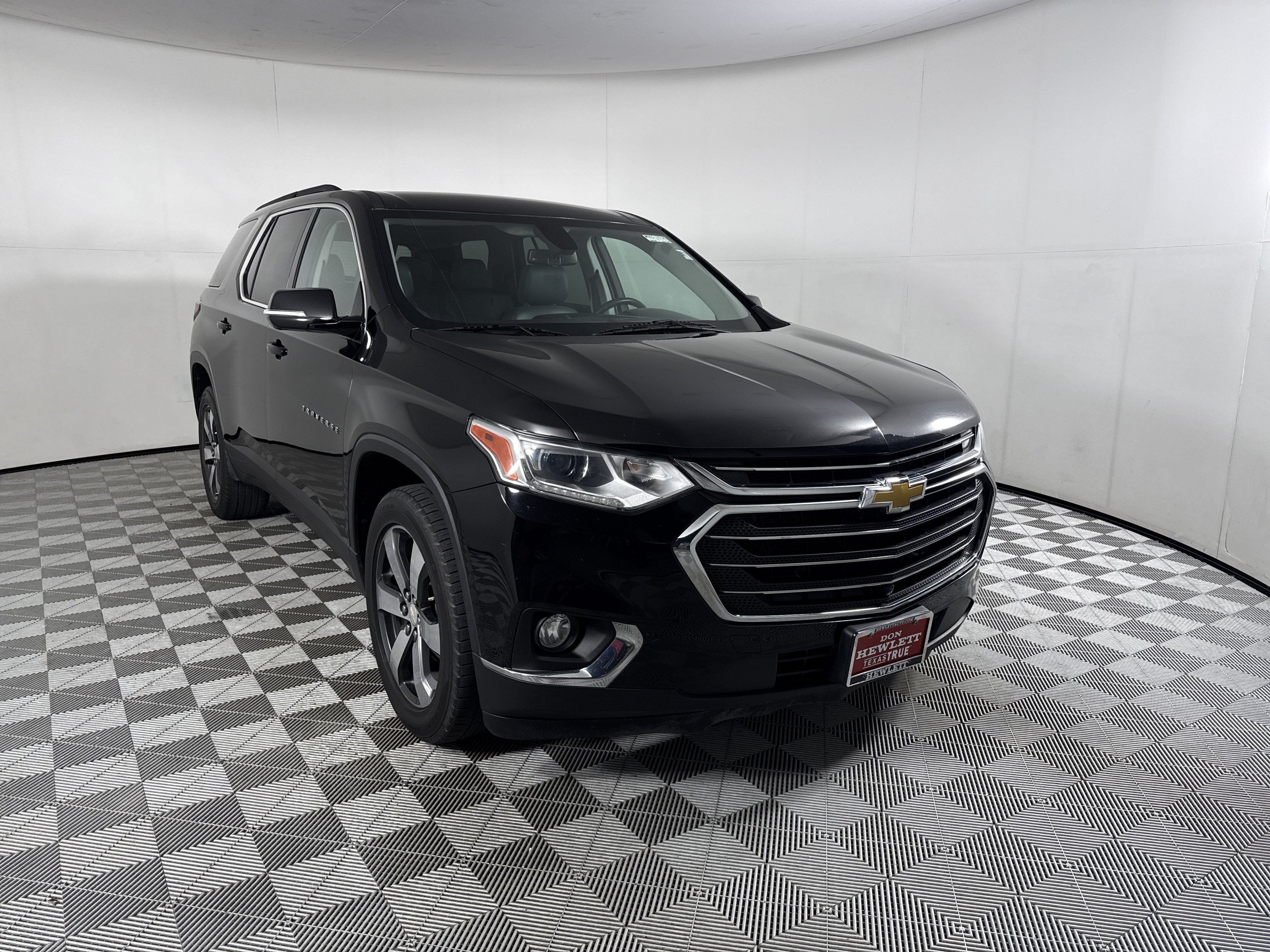 2020 Chevrolet Traverse LT Leather