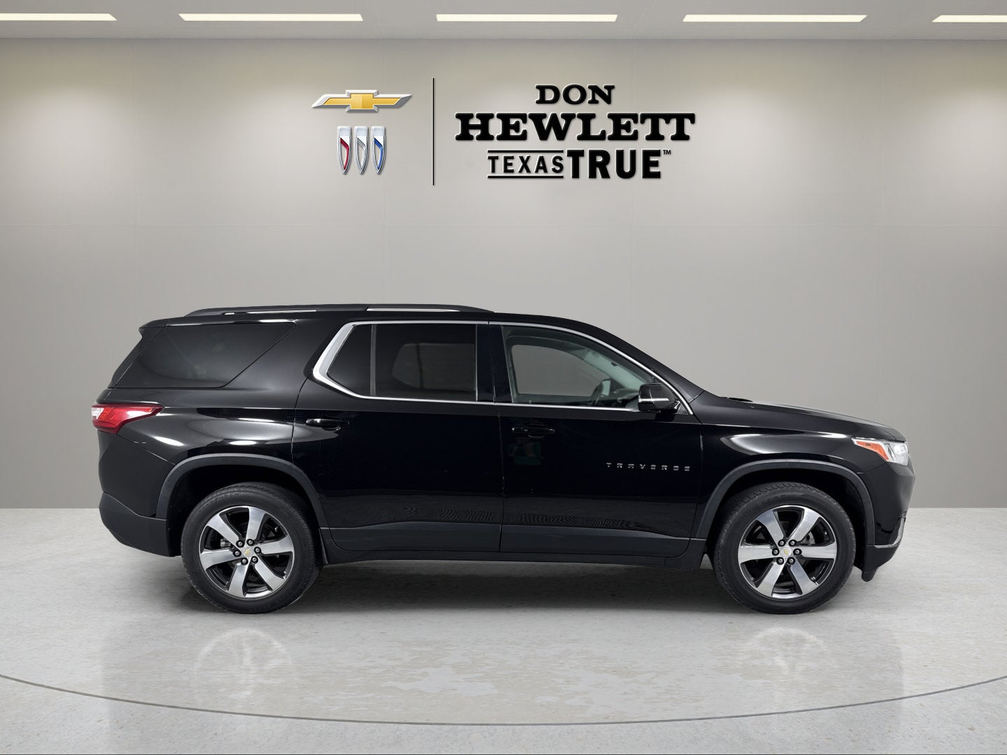 2020 Chevrolet Traverse LT Leather