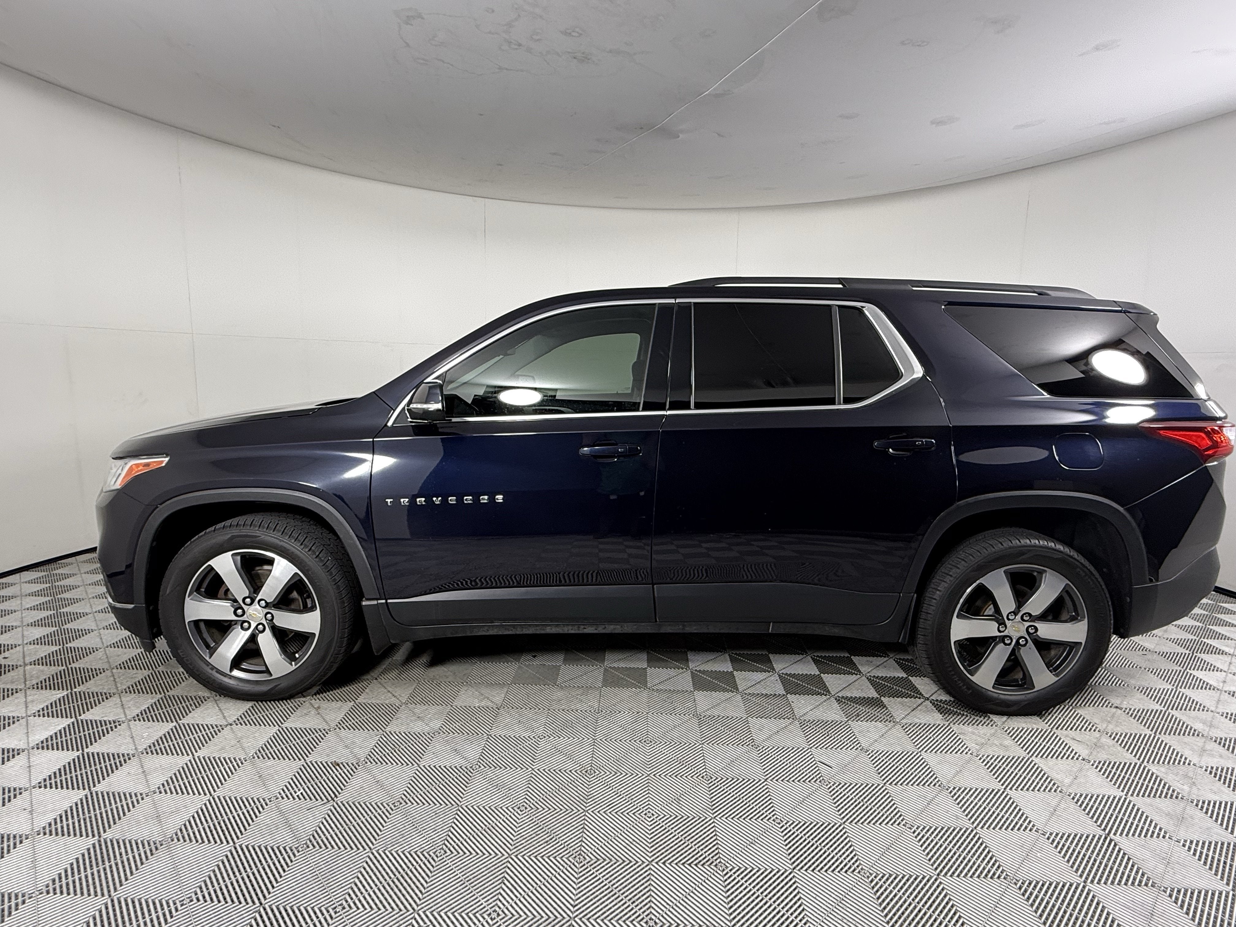 2020 Chevrolet Traverse LT Leather