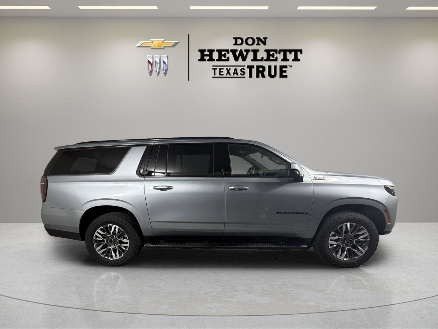 2025 Chevrolet Suburban Z71