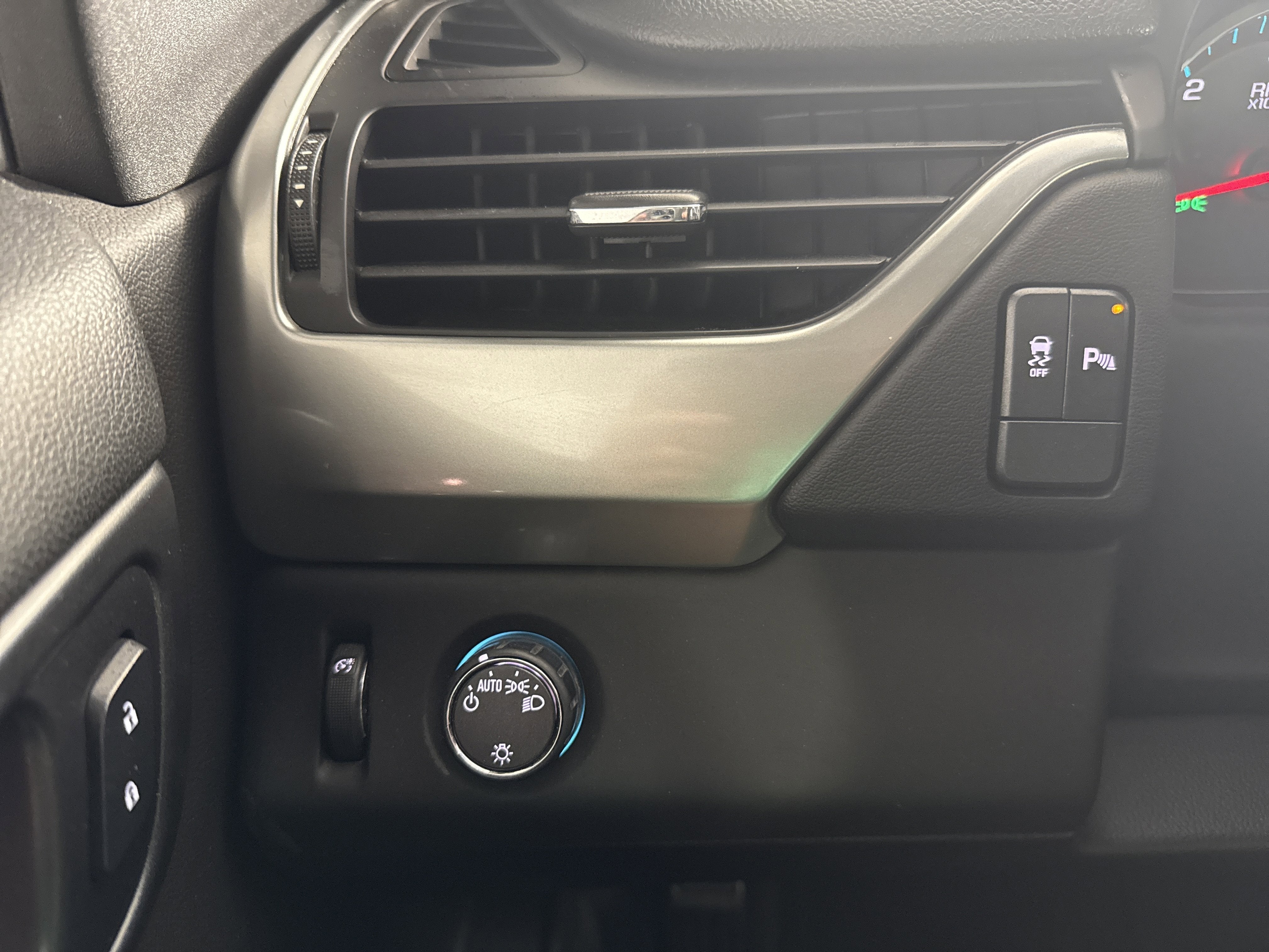 2015 Chevrolet Tahoe LS