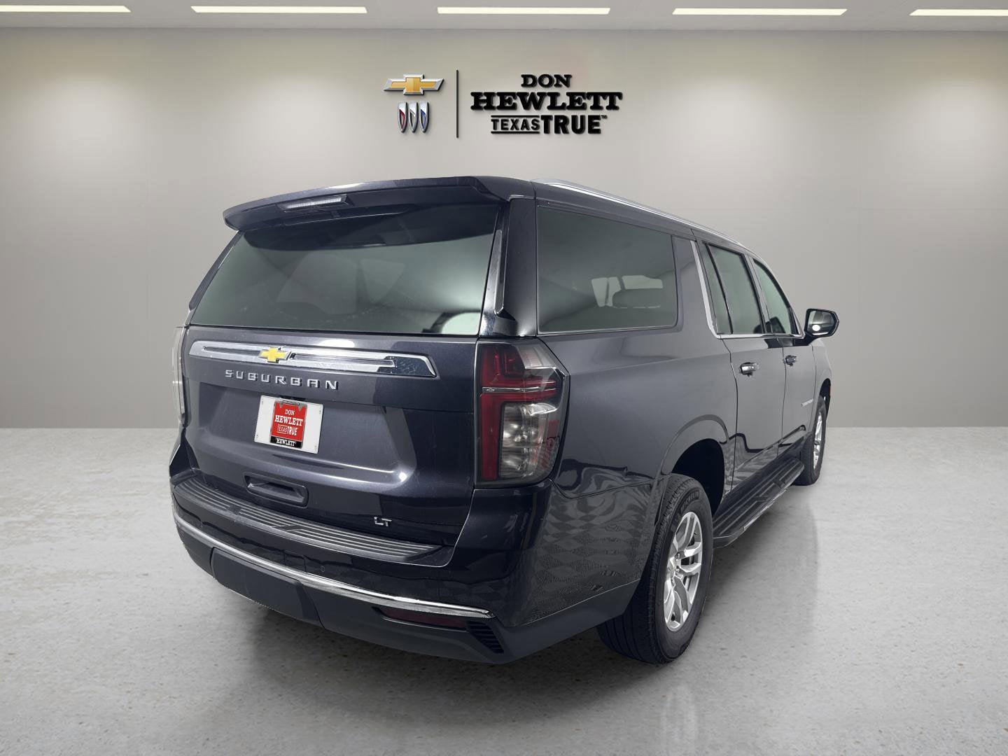 2024 Chevrolet Suburban LT