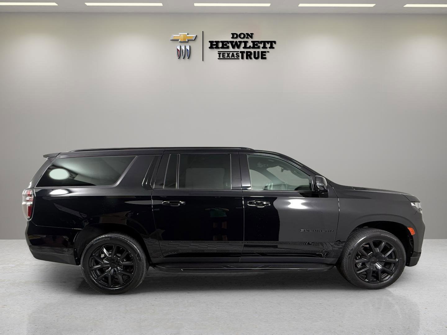 2022 Chevrolet Suburban RST