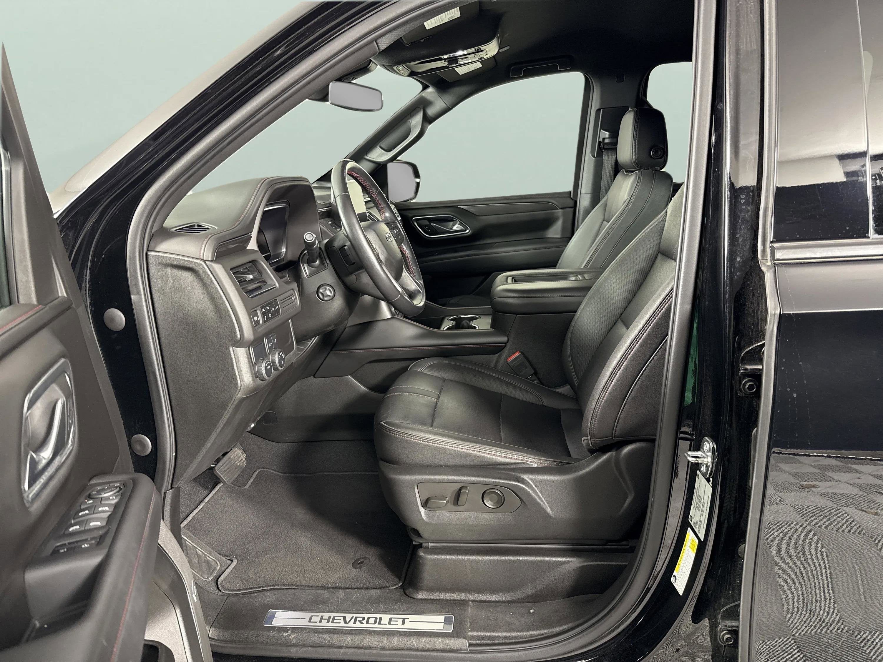 2022 Chevrolet Suburban RST