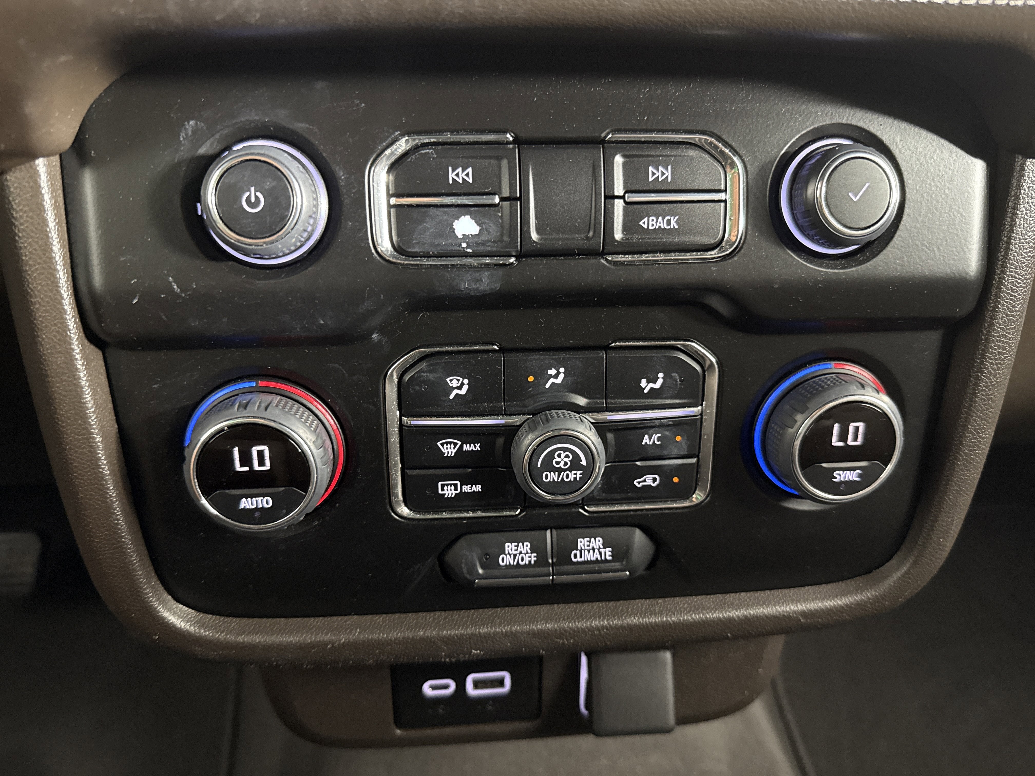 2021 Chevrolet Tahoe LS