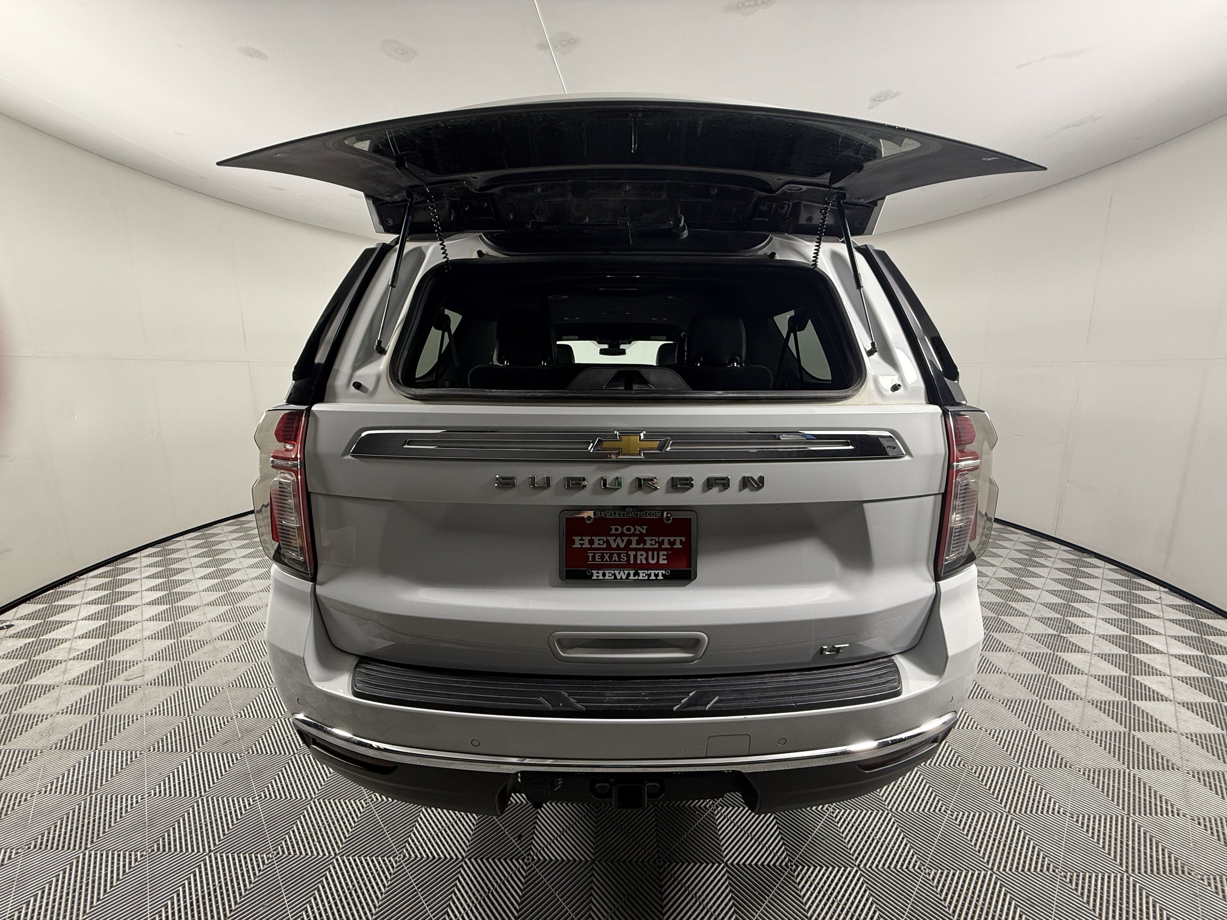 2021 Chevrolet Suburban LT