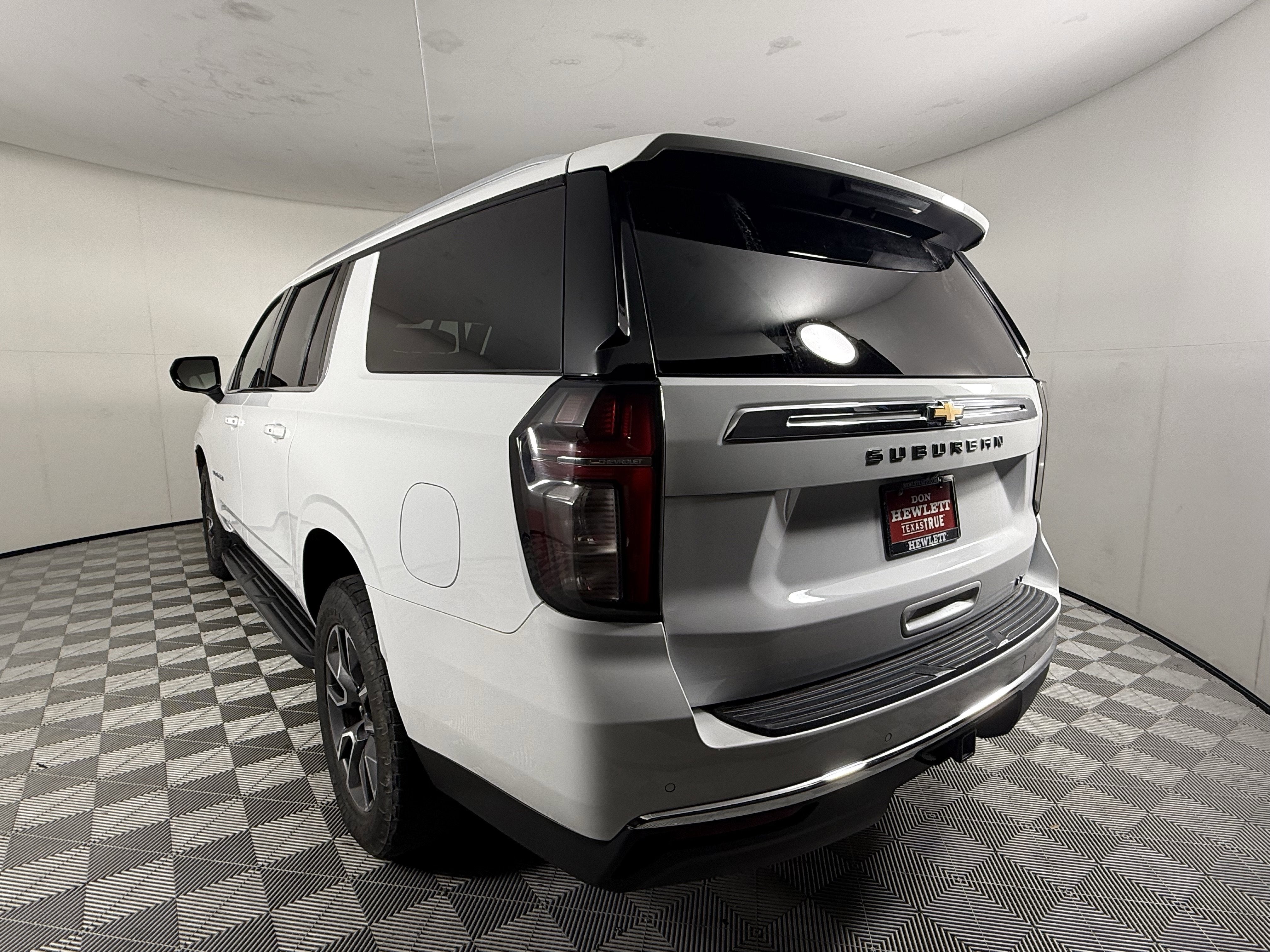 2021 Chevrolet Suburban LT