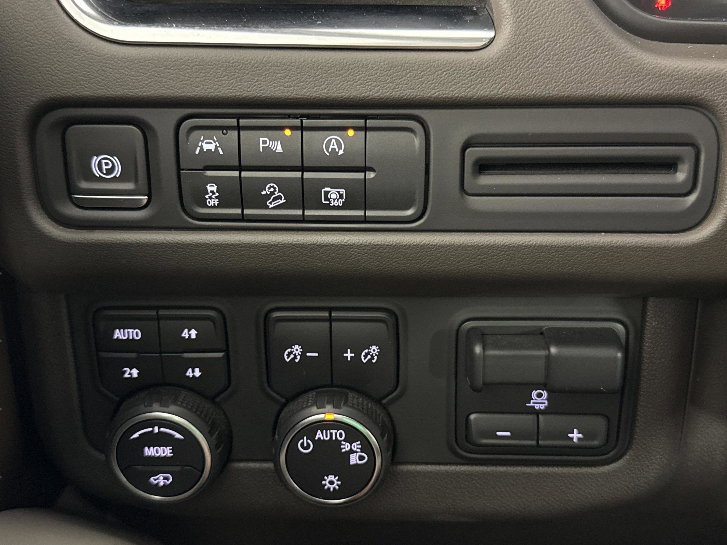 2023 Chevrolet Suburban Z71