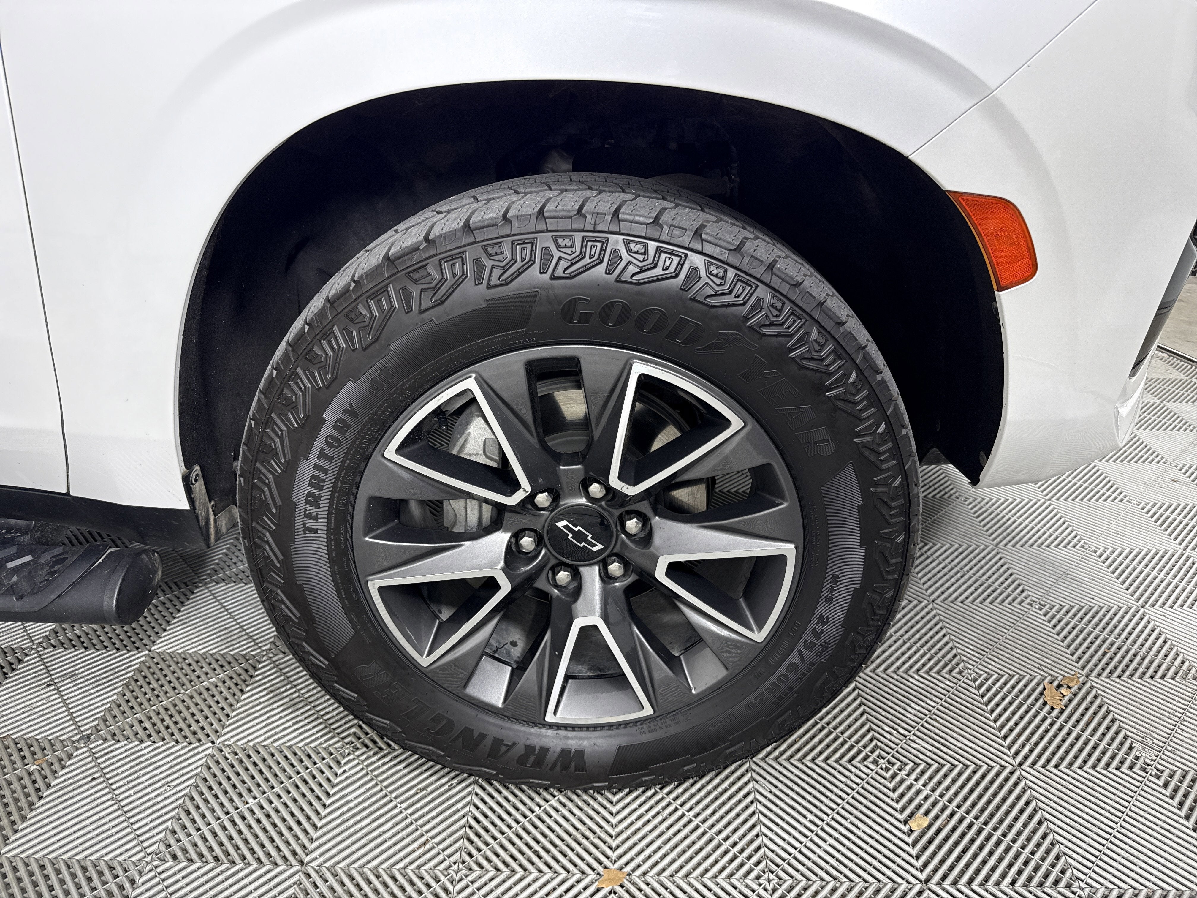 2023 Chevrolet Suburban Z71