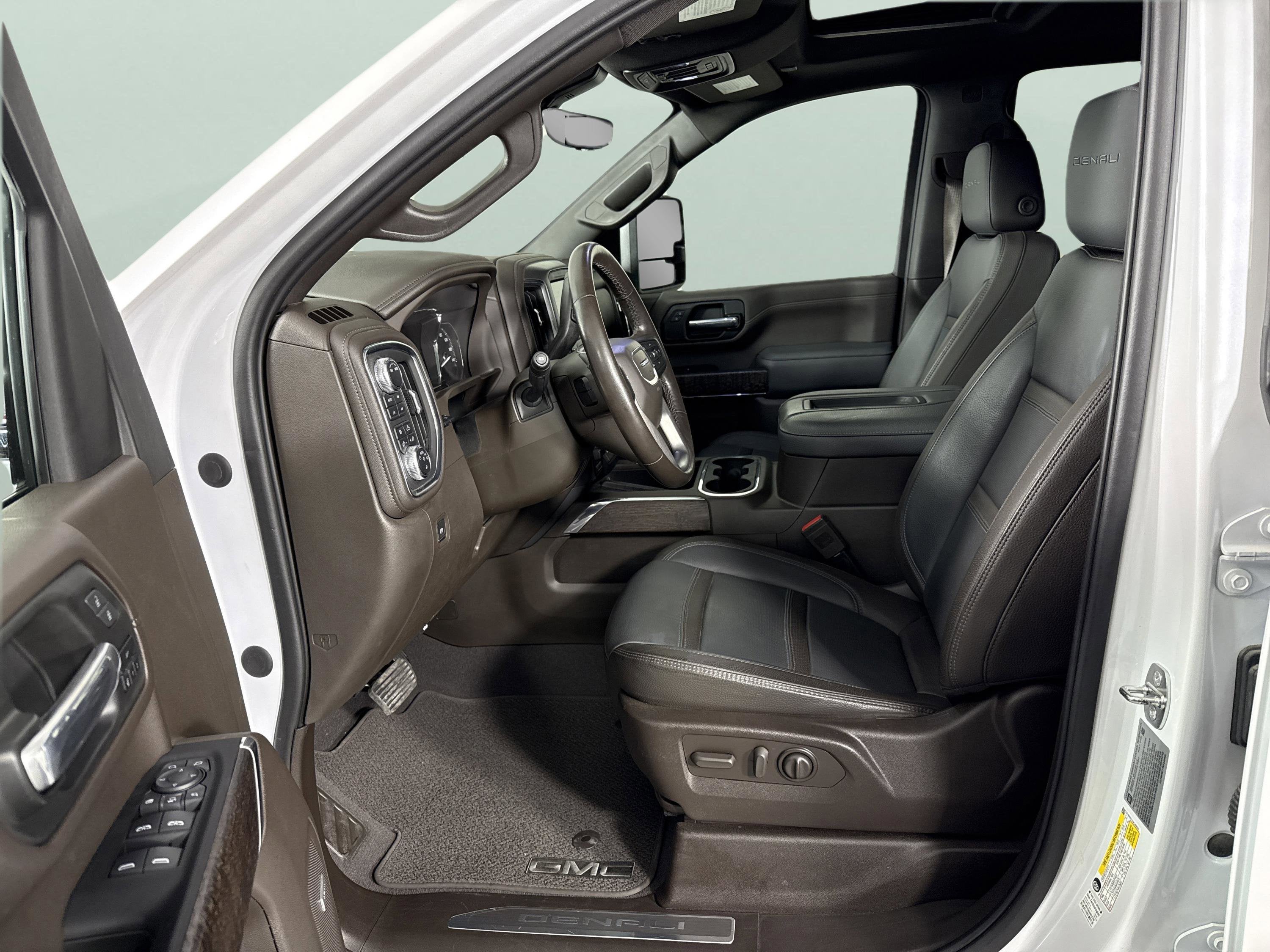 2022 GMC Sierra 2500HD Denali