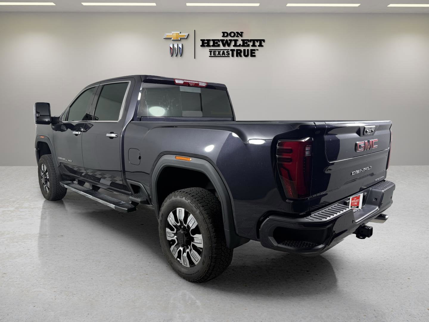 2025 GMC Sierra 2500HD Denali