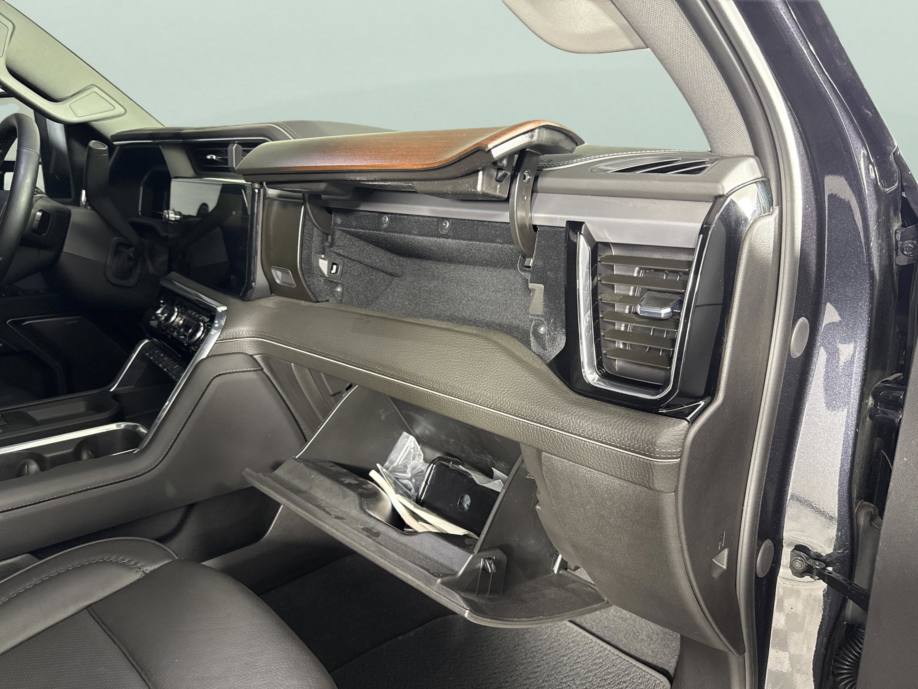 2025 GMC Sierra 2500HD Denali