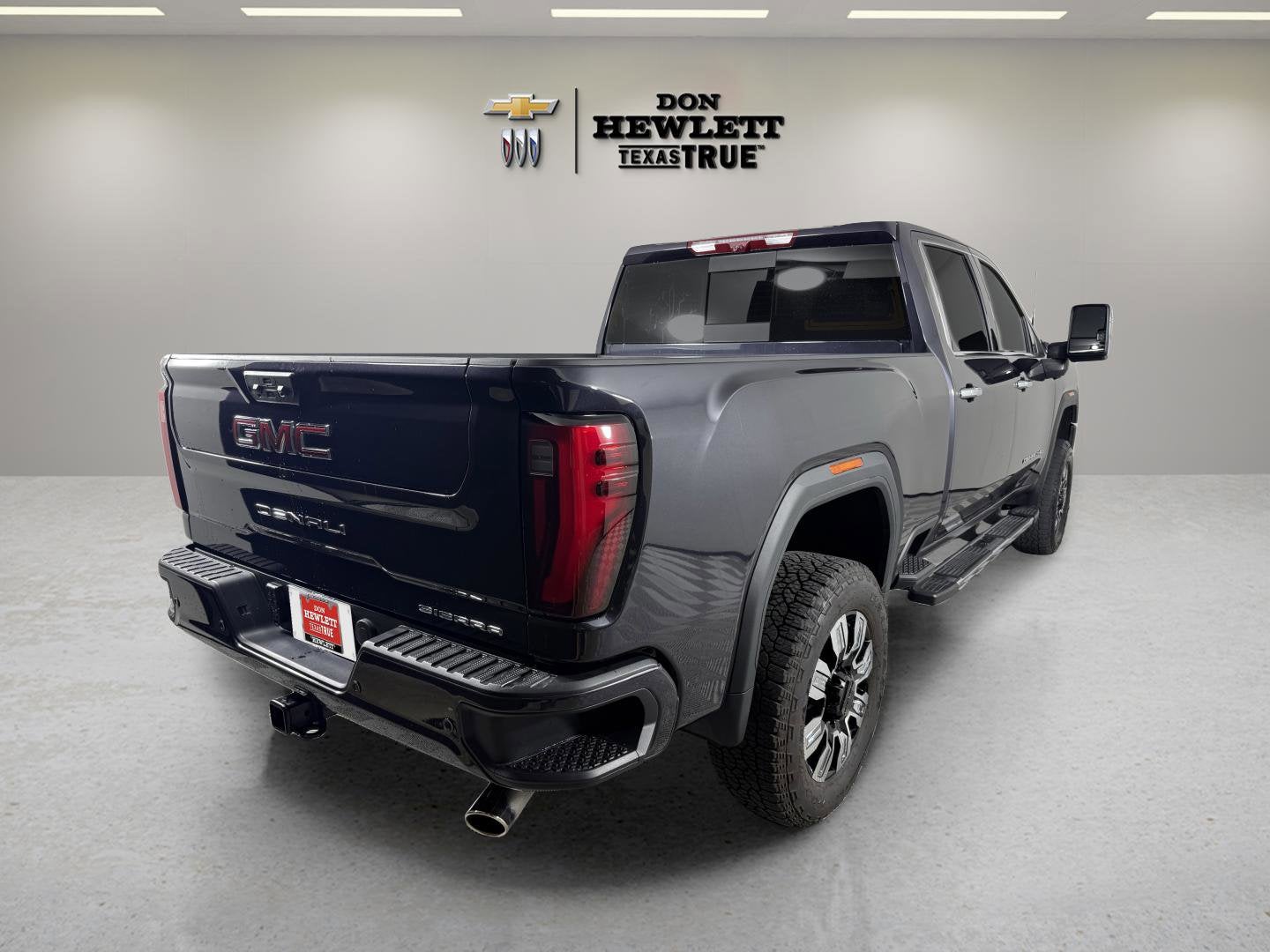 2025 GMC Sierra 2500HD Denali