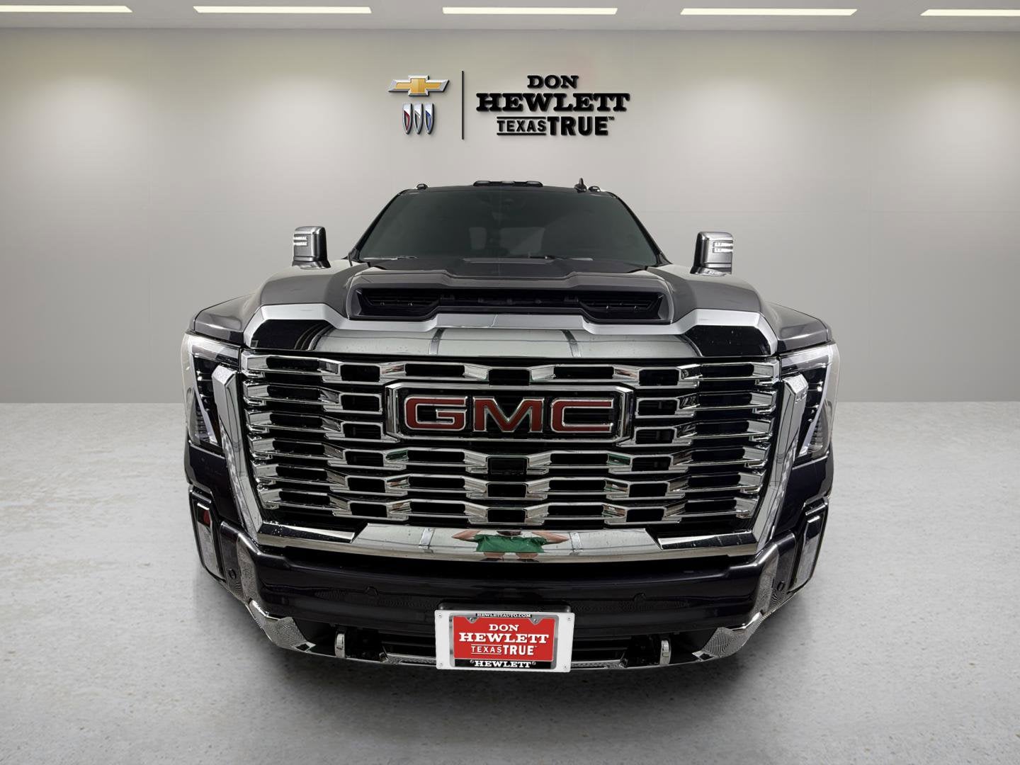 2025 GMC Sierra 2500HD Denali