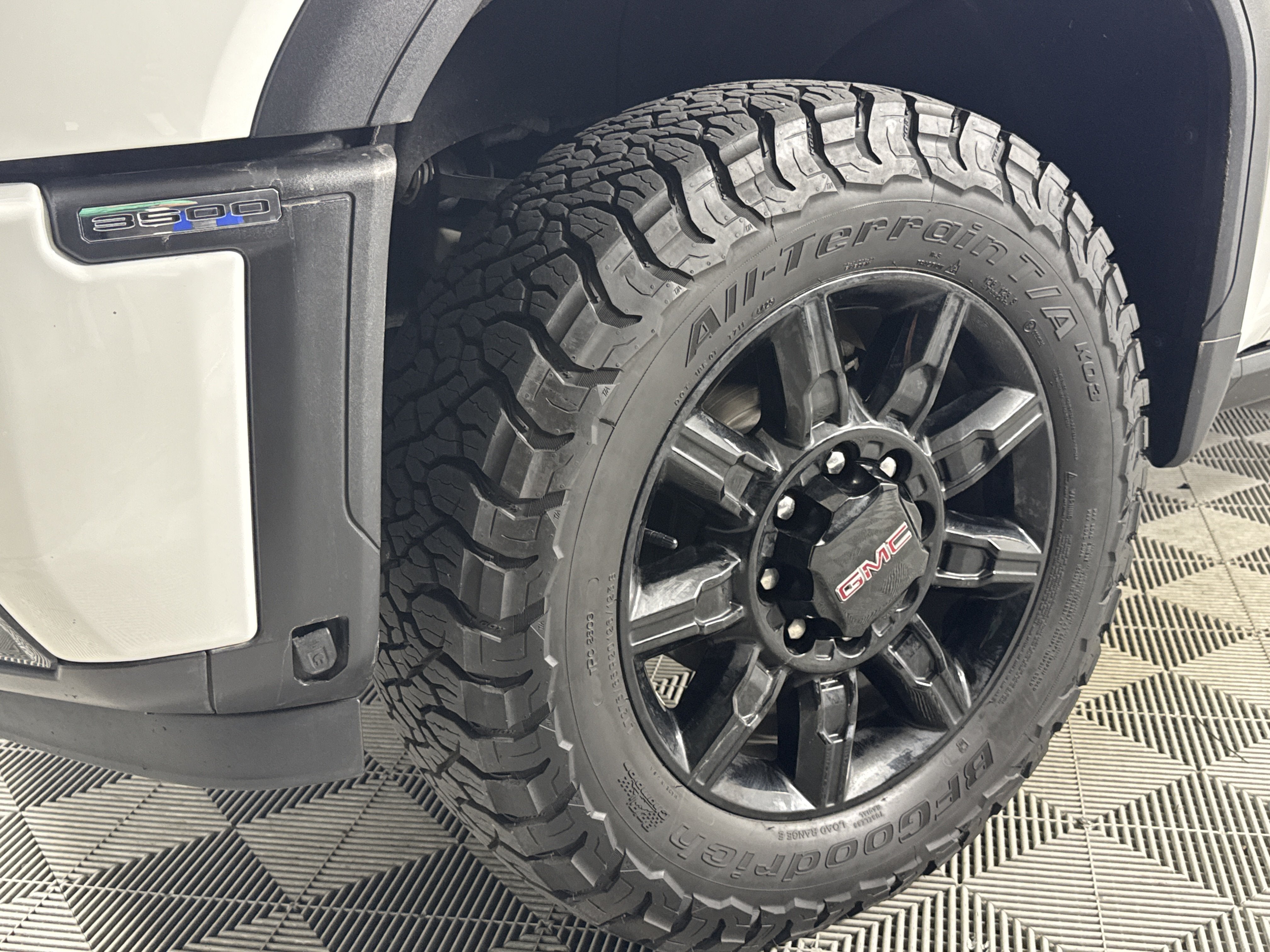 2025 GMC Sierra 3500HD AT4