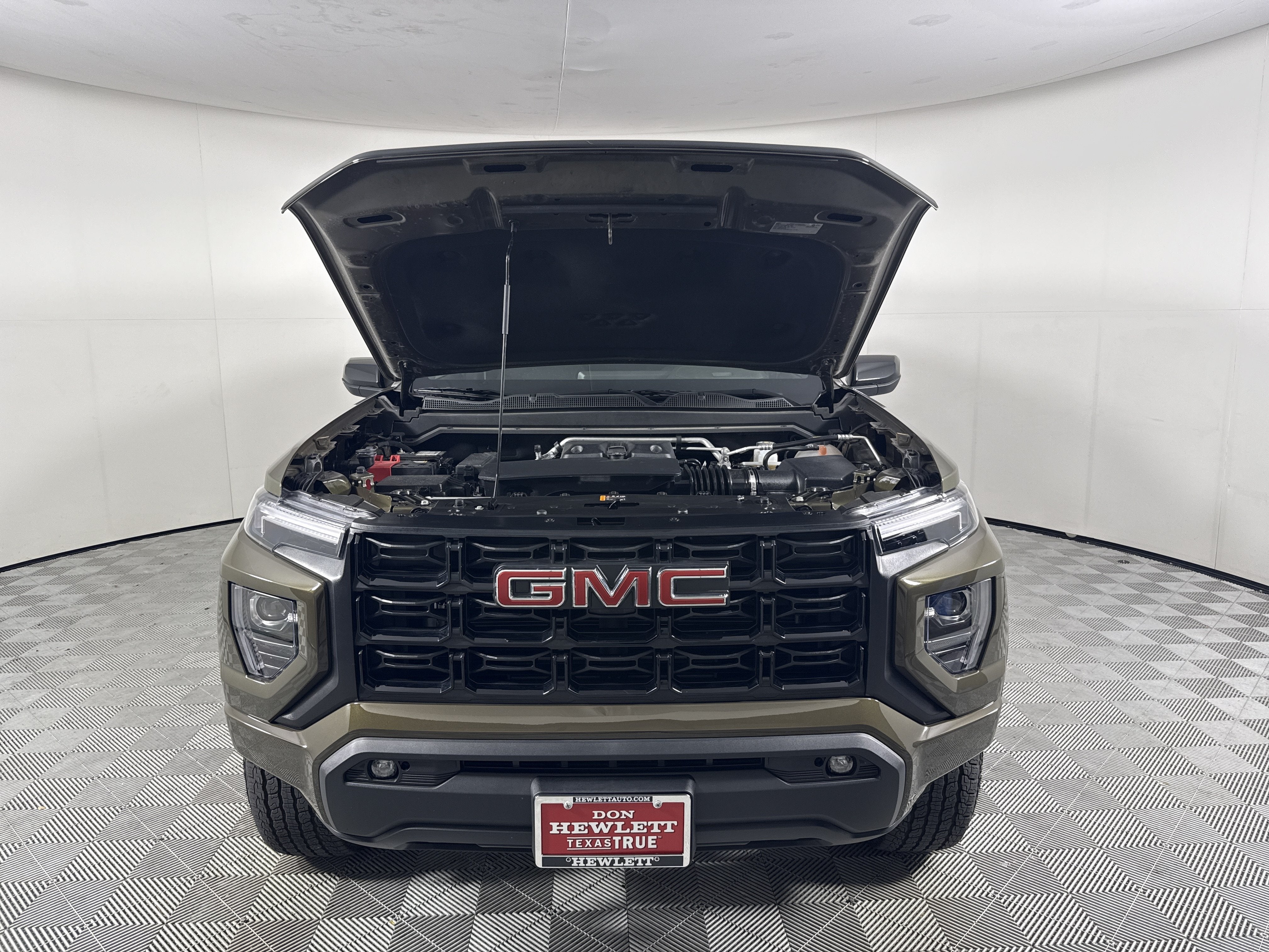 2025 GMC Canyon 2WD Elevation