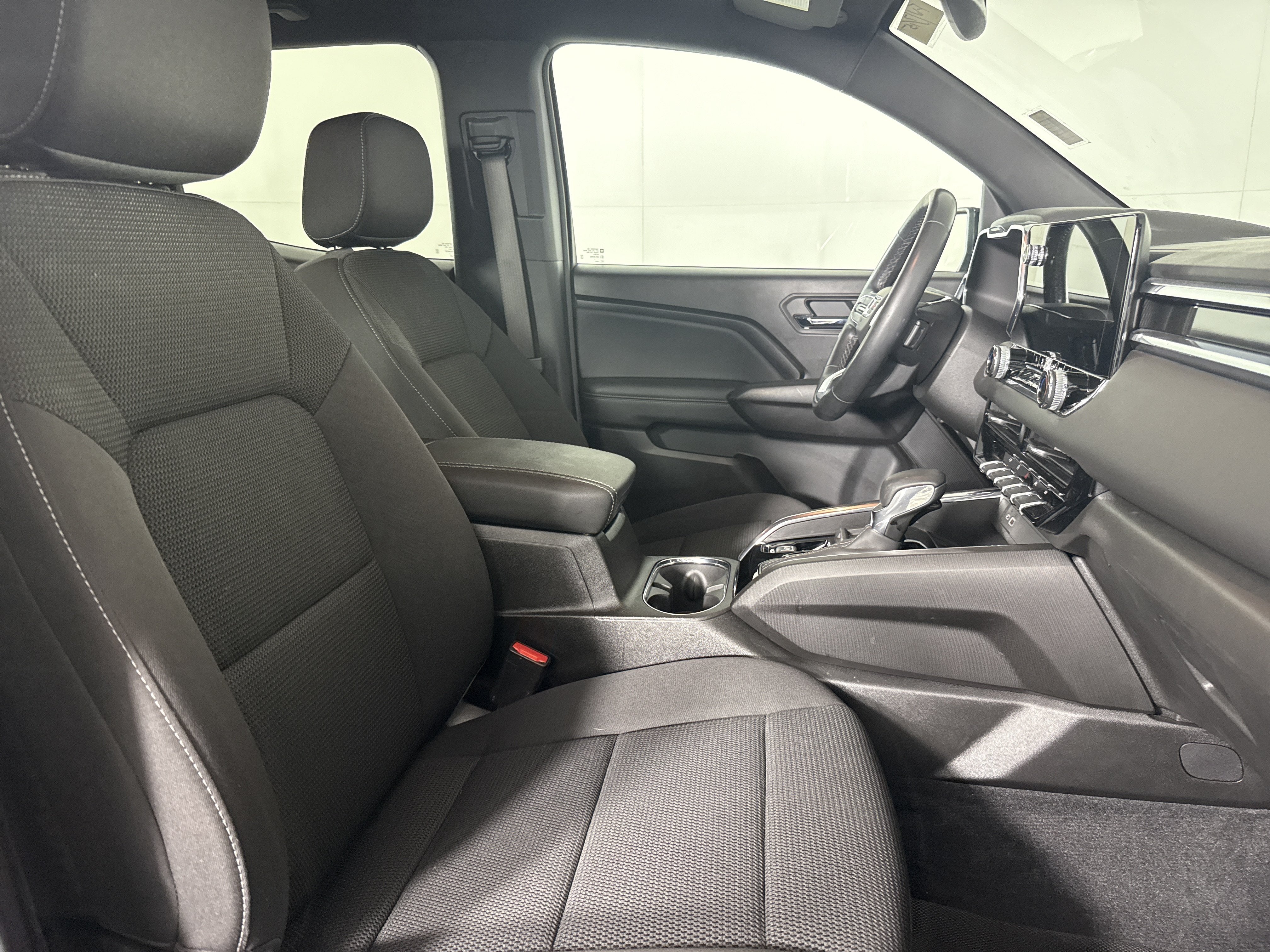 2025 GMC Canyon 2WD Elevation