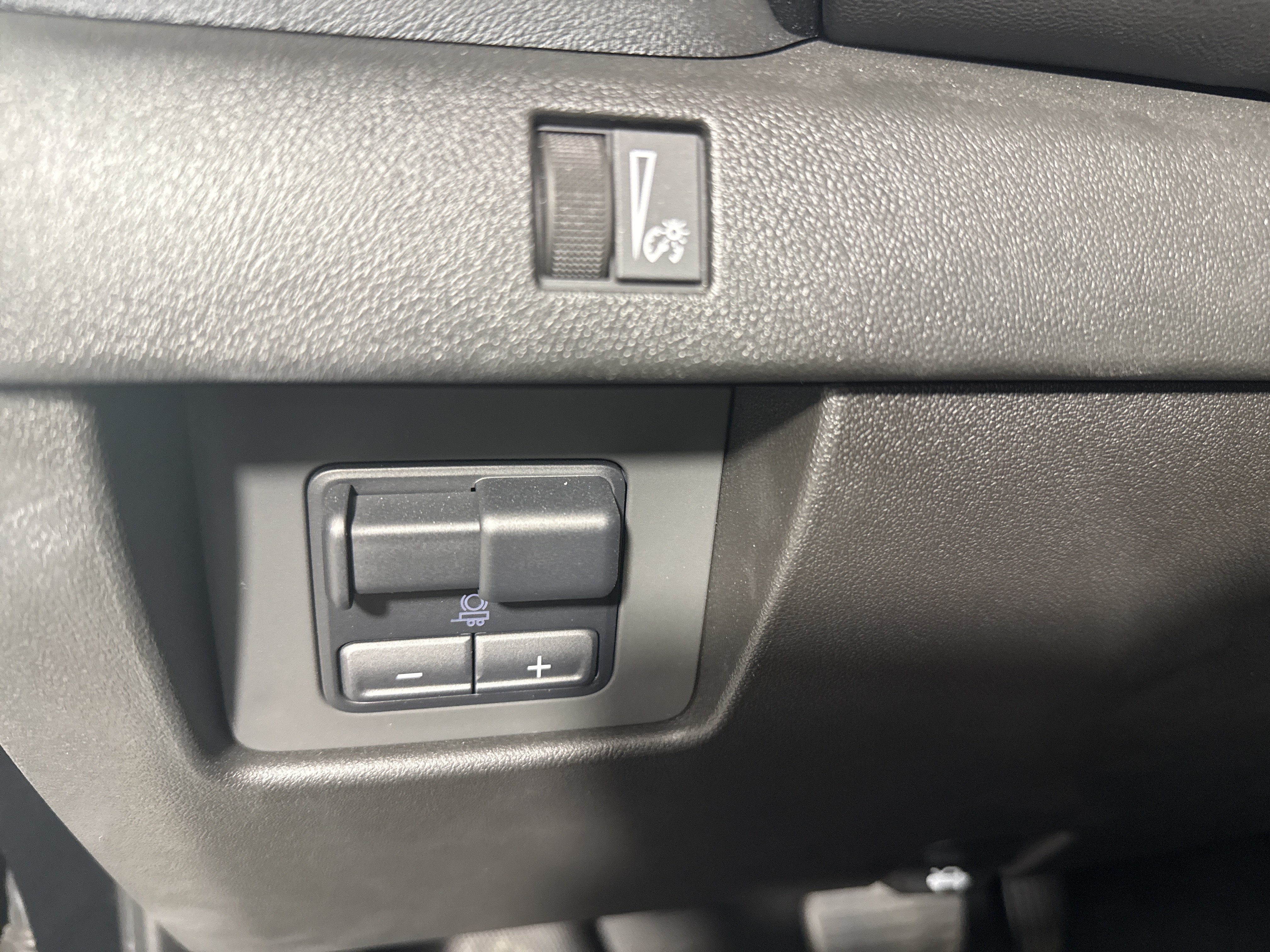 2025 GMC Canyon 2WD Elevation