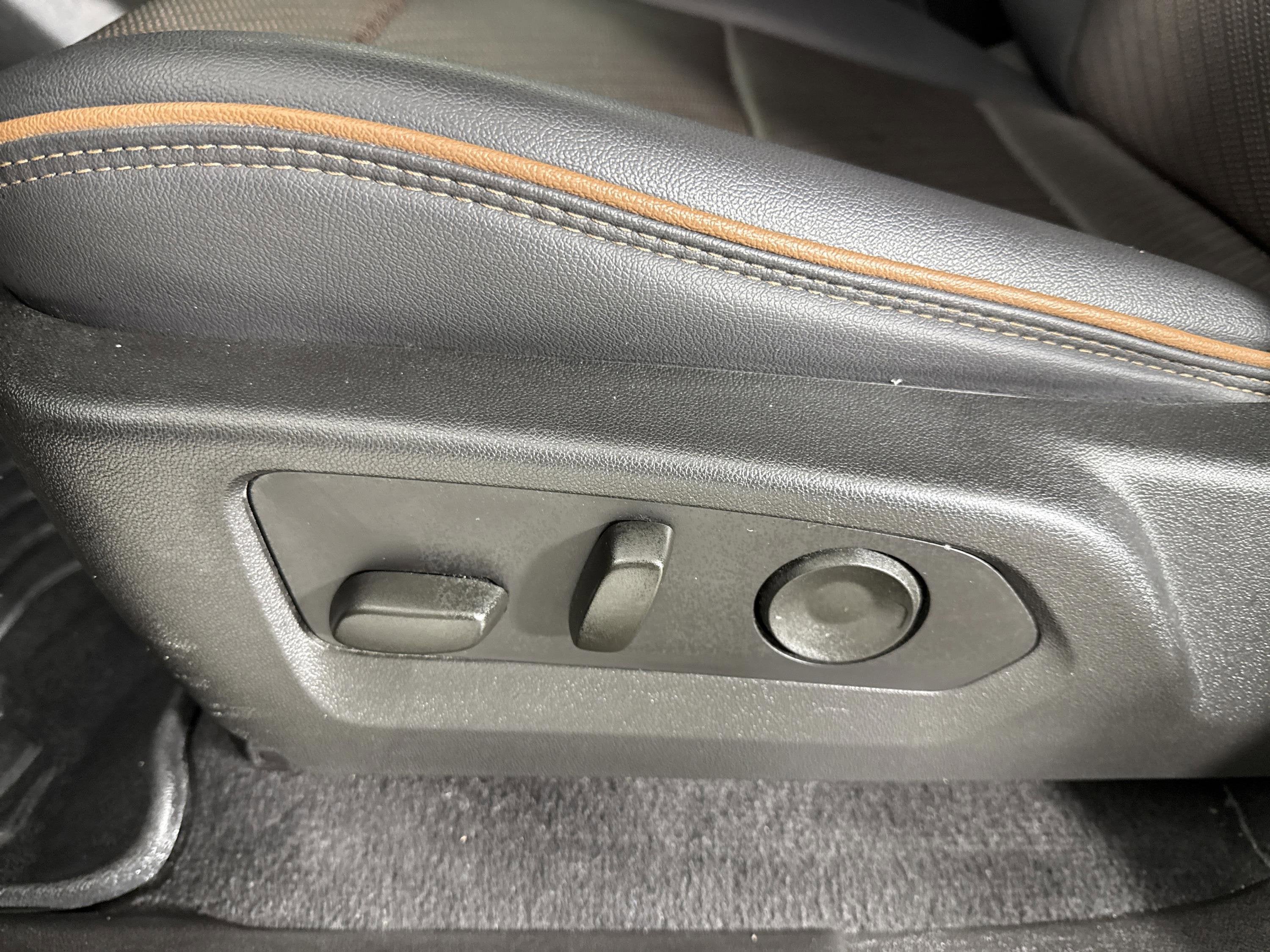 2024 GMC Canyon 4WD AT4