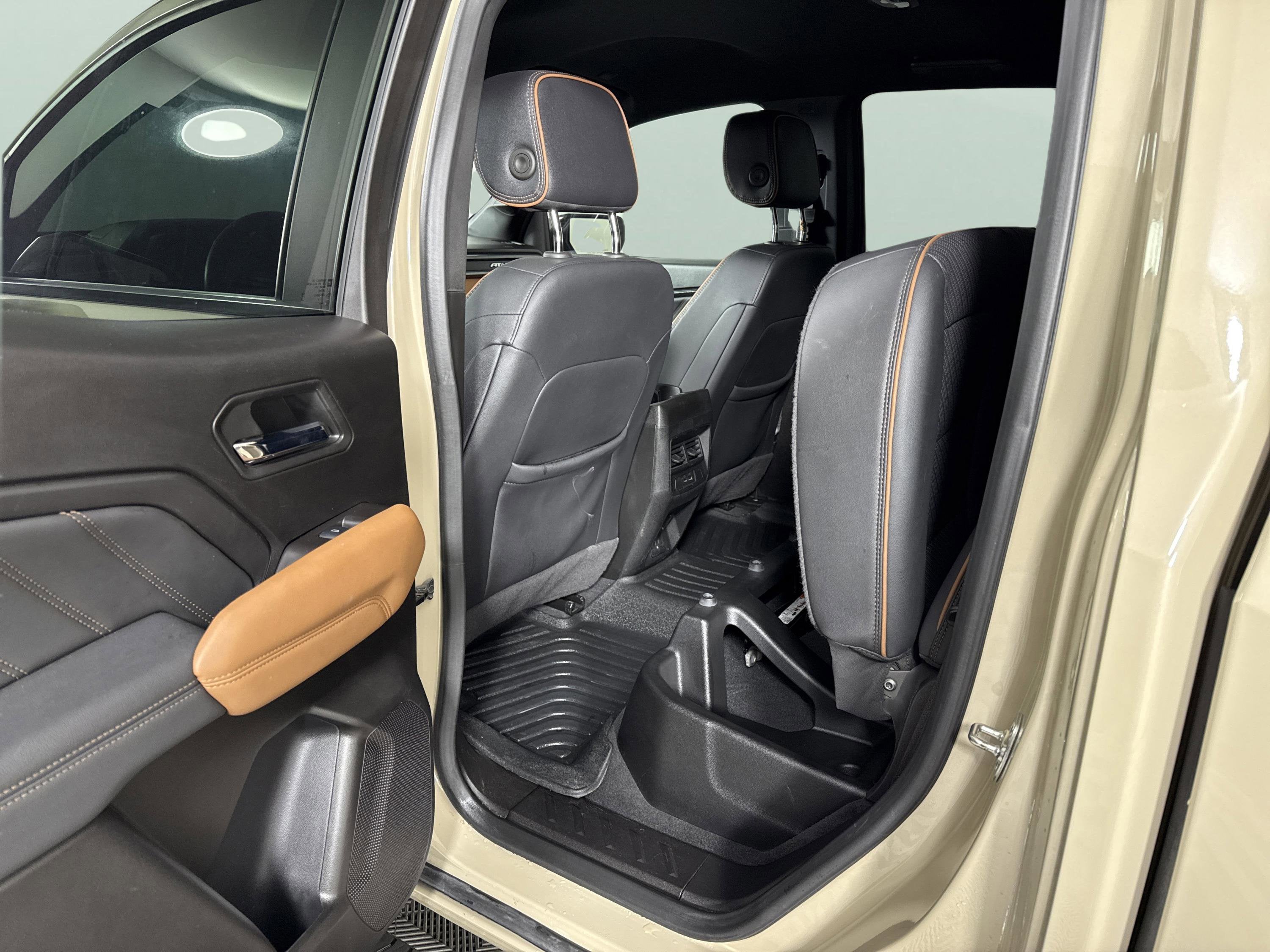 2024 GMC Canyon 4WD AT4