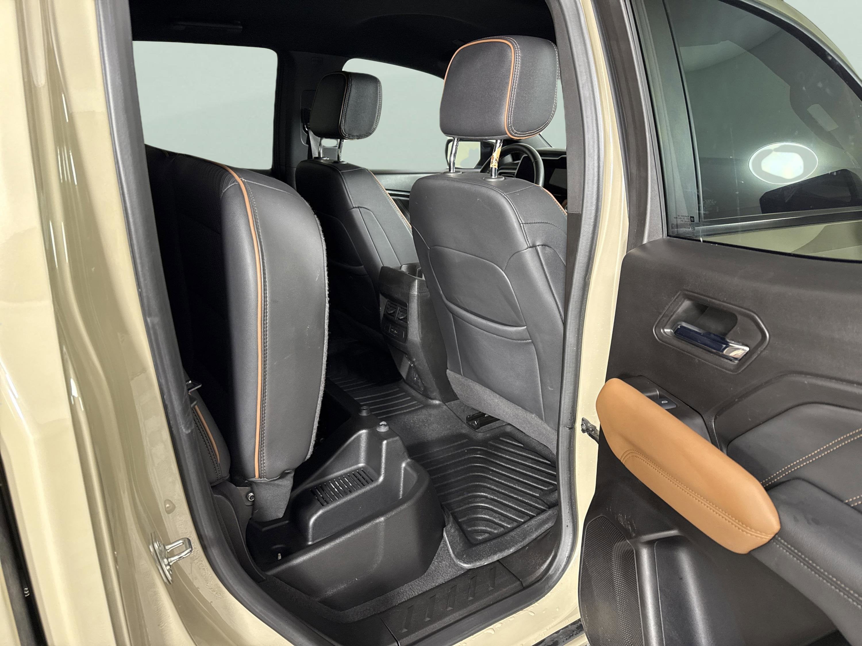 2024 GMC Canyon 4WD AT4