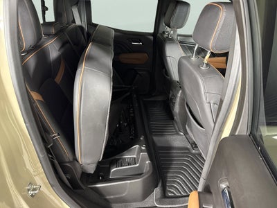 2024 GMC Canyon 4WD AT4