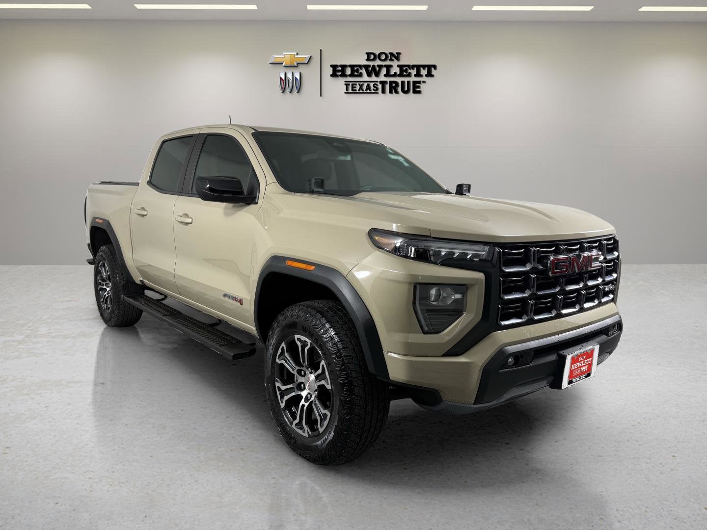 2024 GMC Canyon 4WD AT4