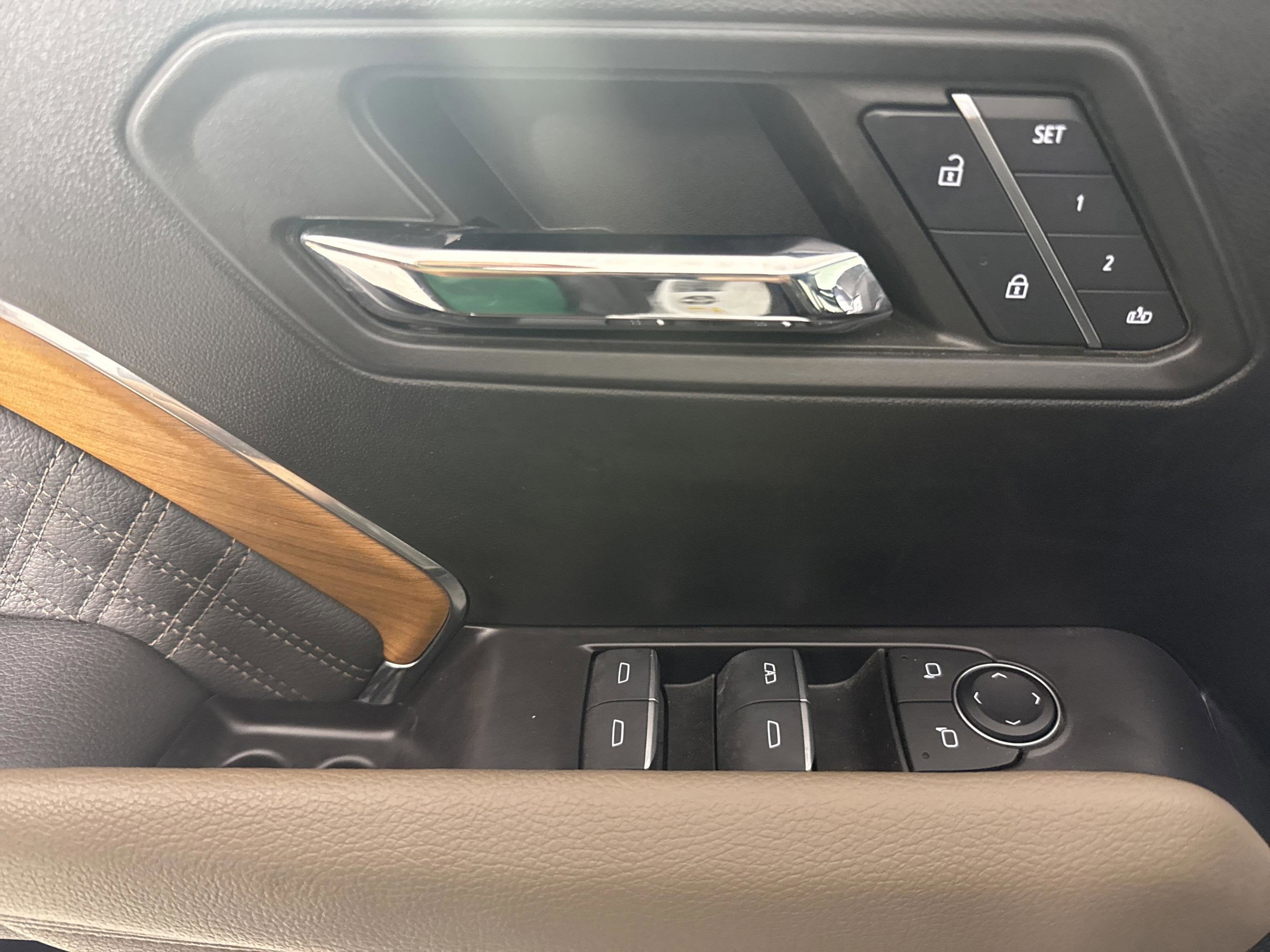 2024 GMC Canyon 4WD Denali
