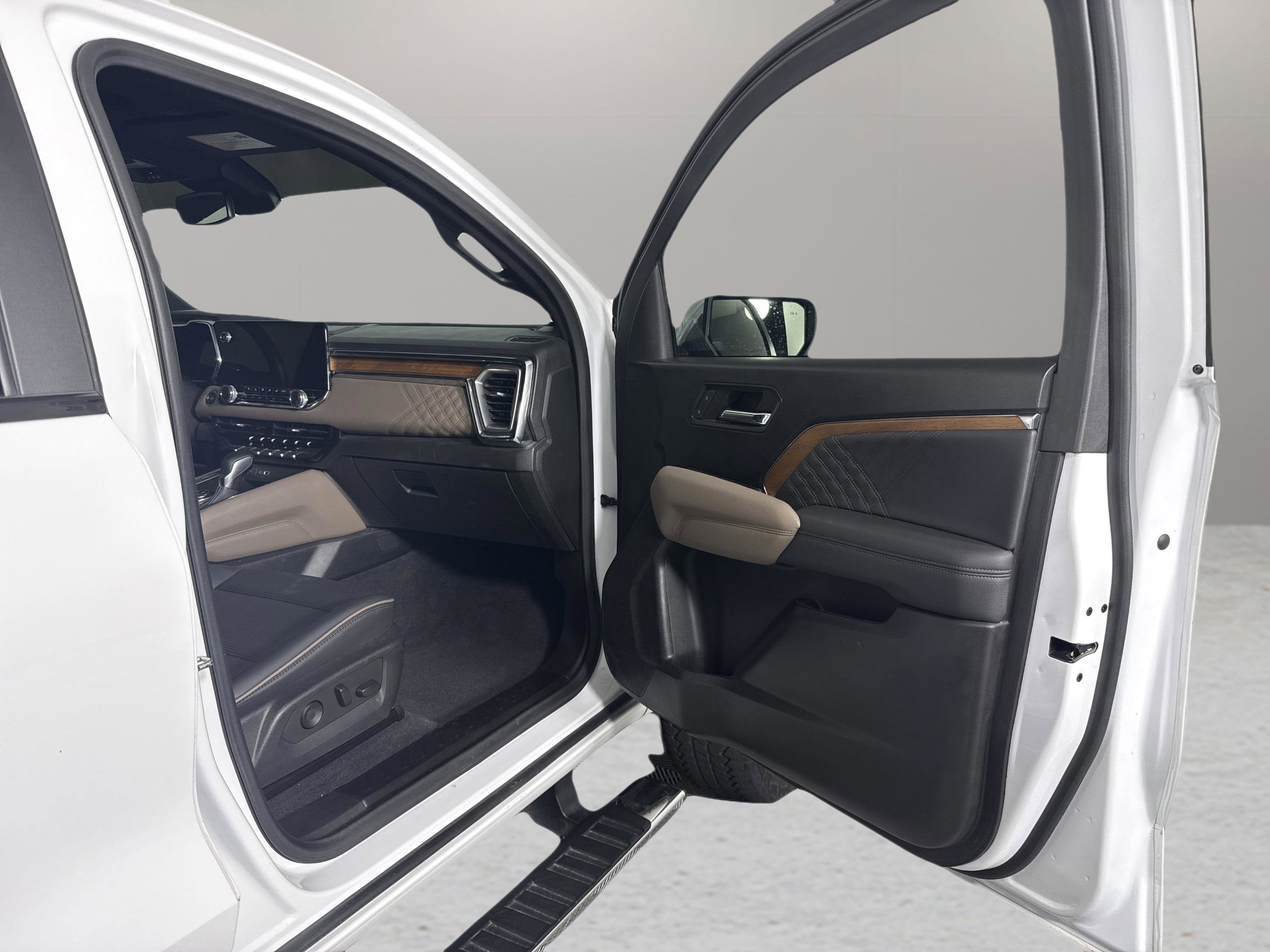 2024 GMC Canyon 4WD Denali