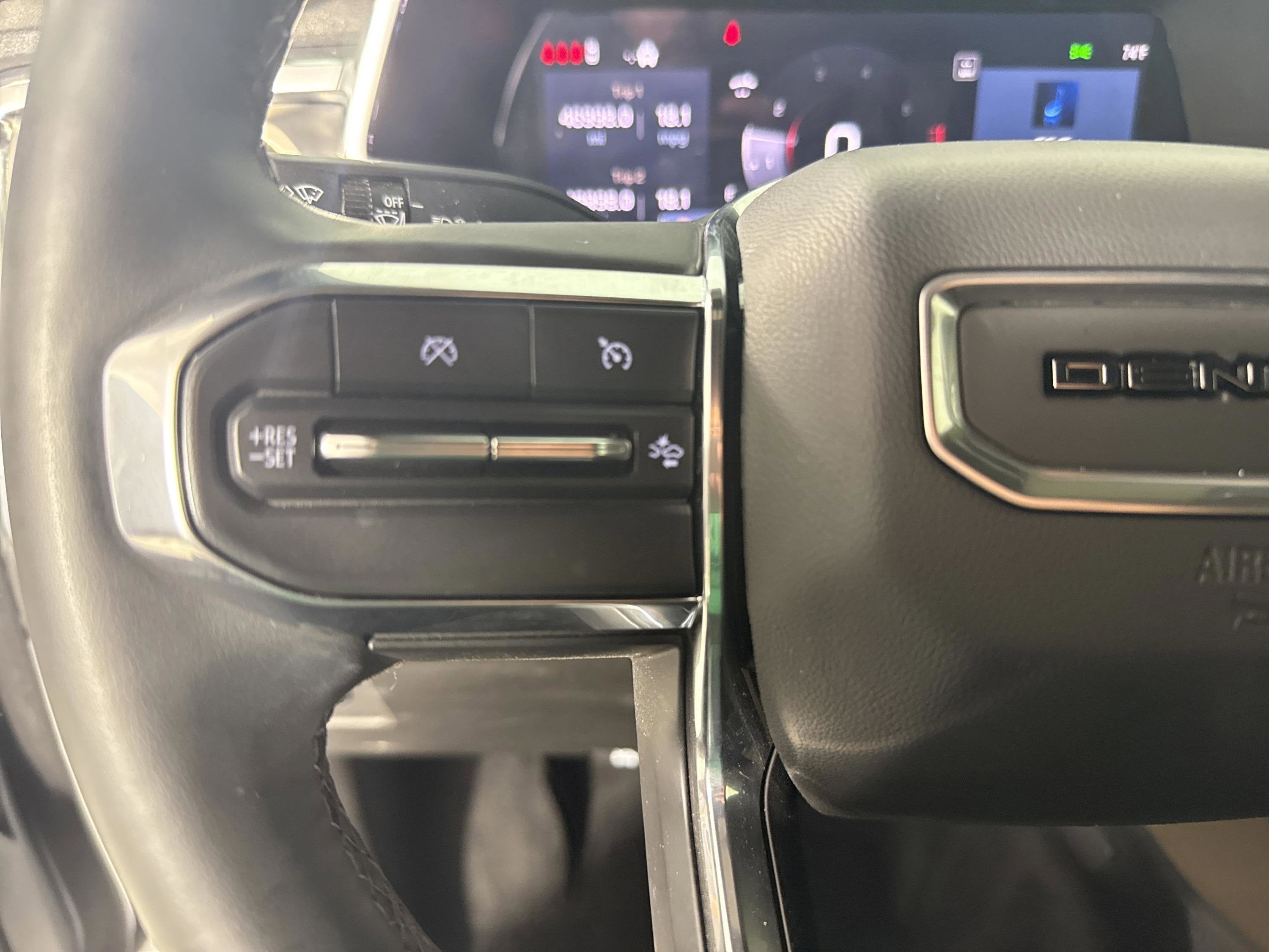 2024 GMC Canyon 4WD Denali