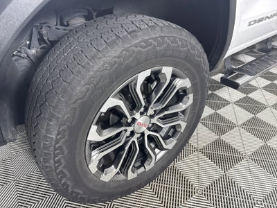 2024 GMC Canyon 4WD Denali