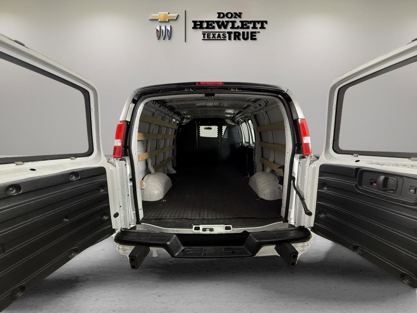 2024 GMC Savana Cargo Van CARGO