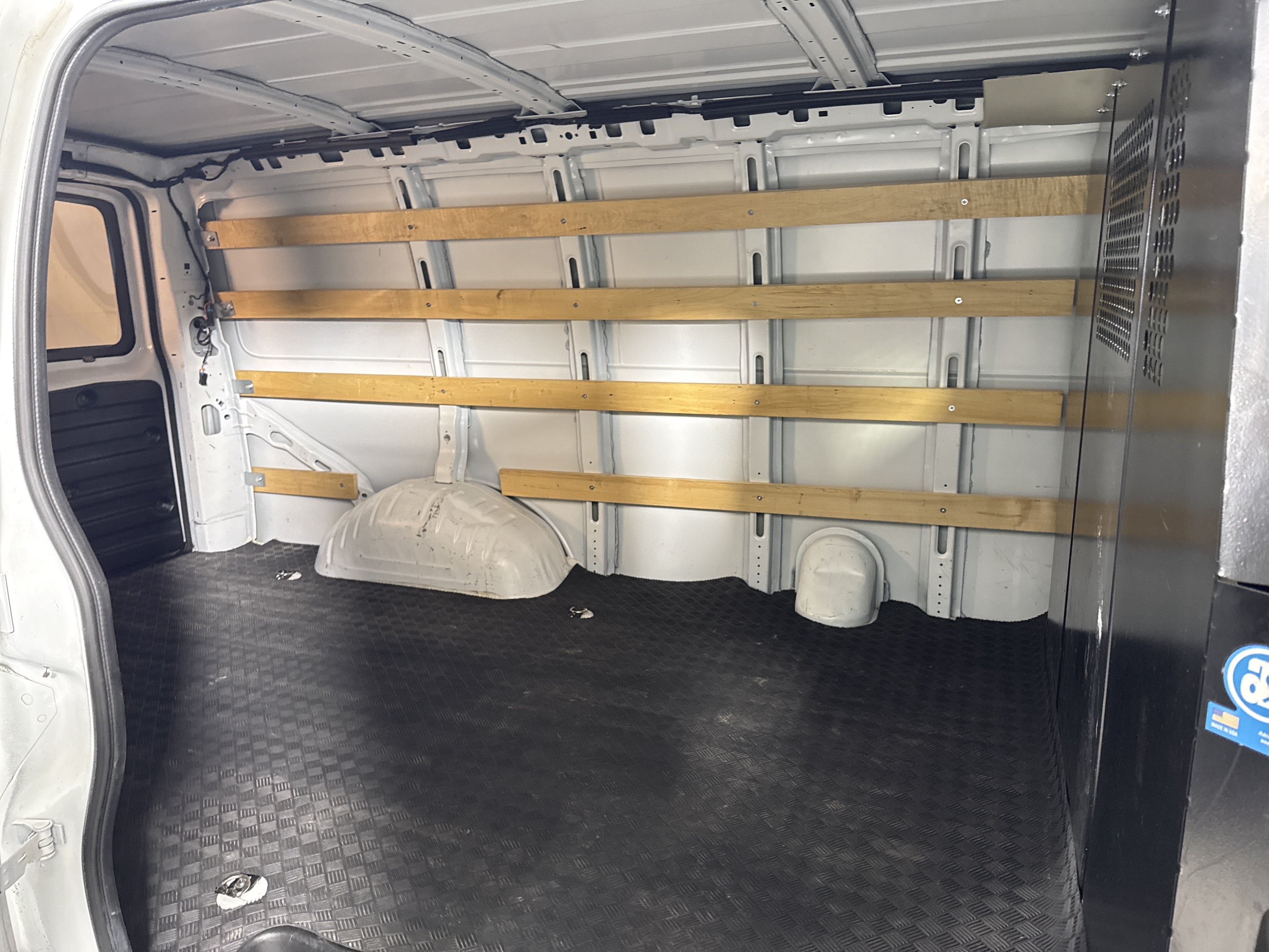 2024 GMC Savana Cargo Van CARGO