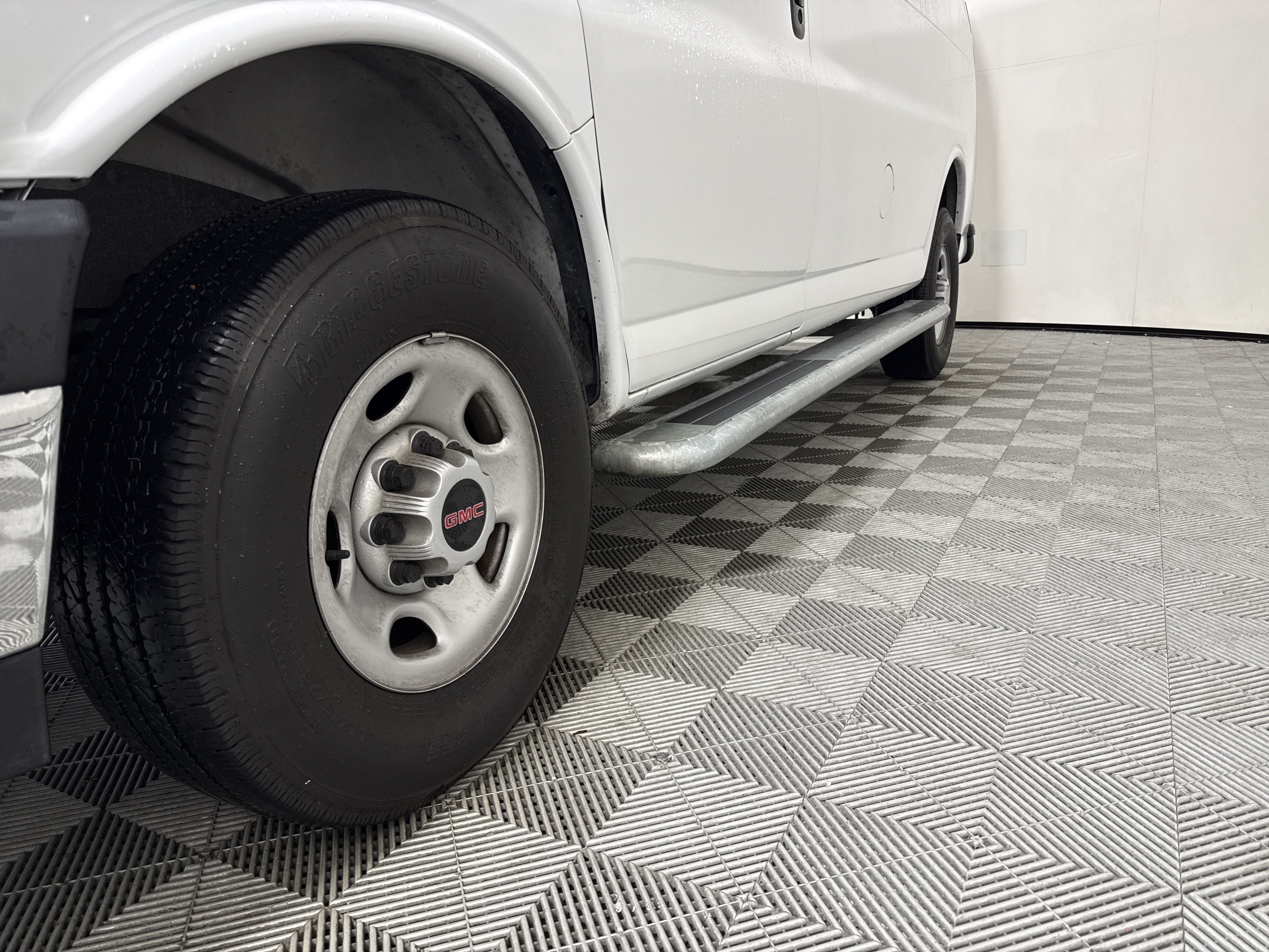 2024 GMC Savana Cargo Van CARGO