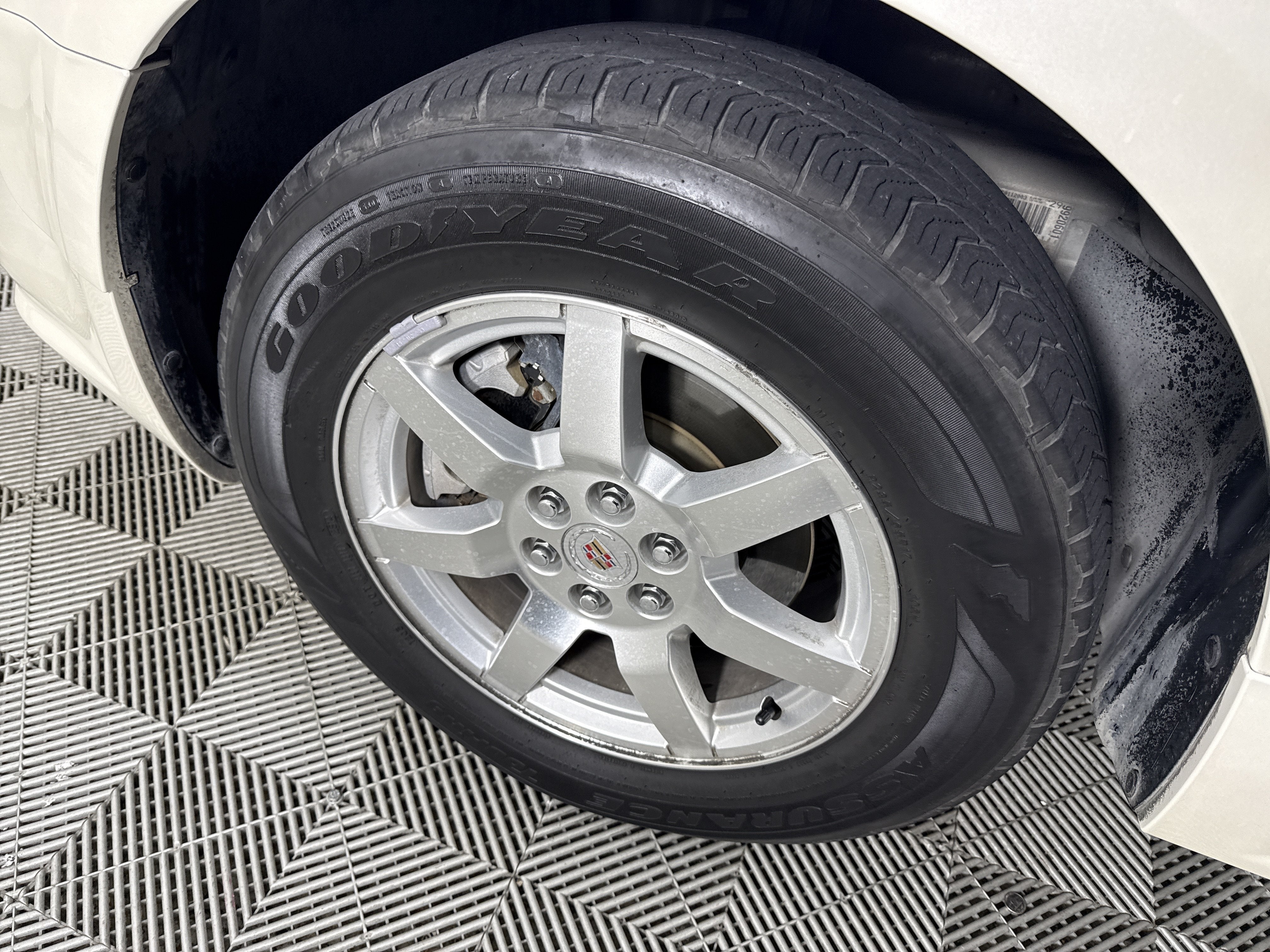 2009 Cadillac SRX RWD