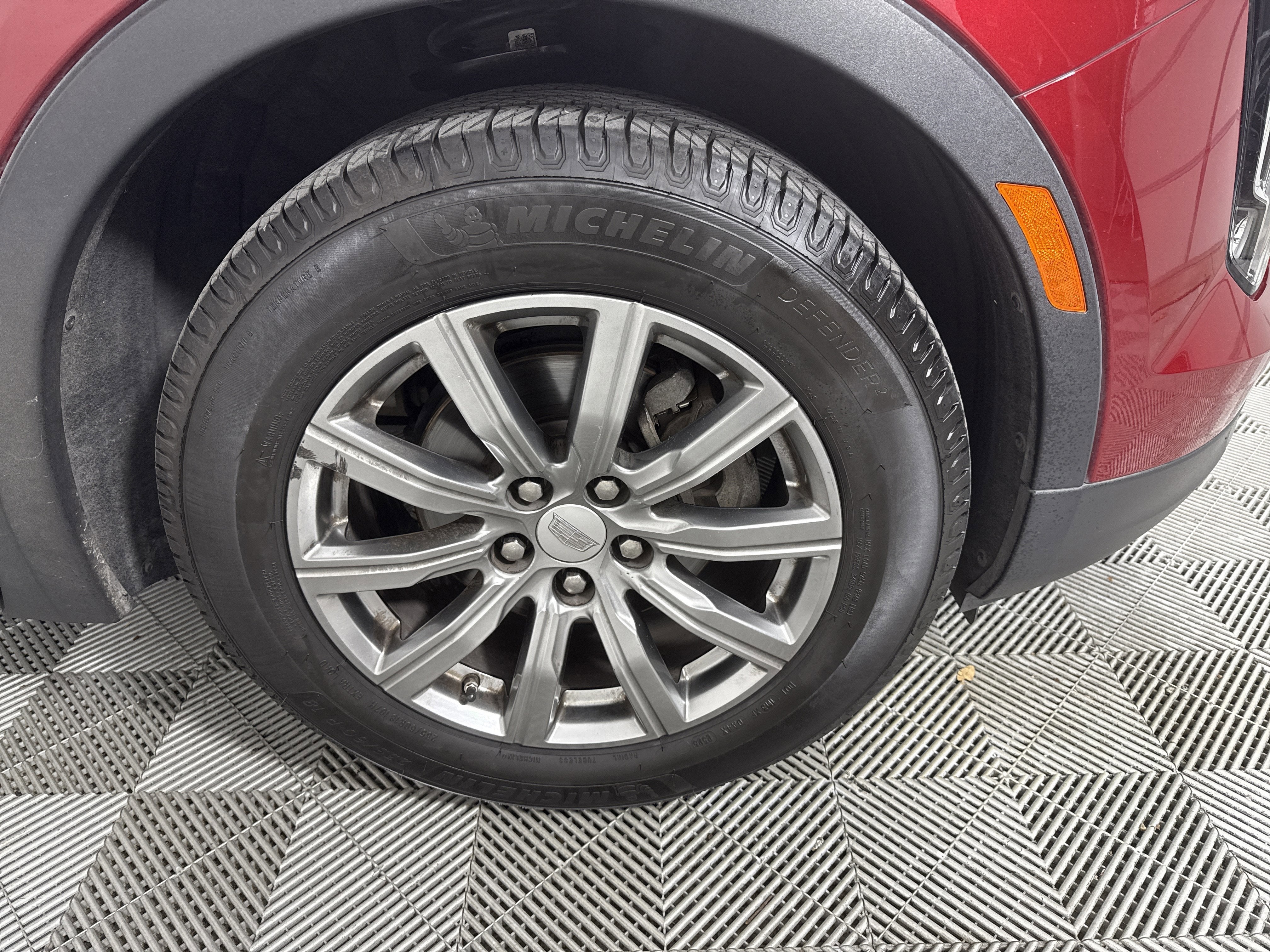 2019 Cadillac XT4 FWD Premium Luxury