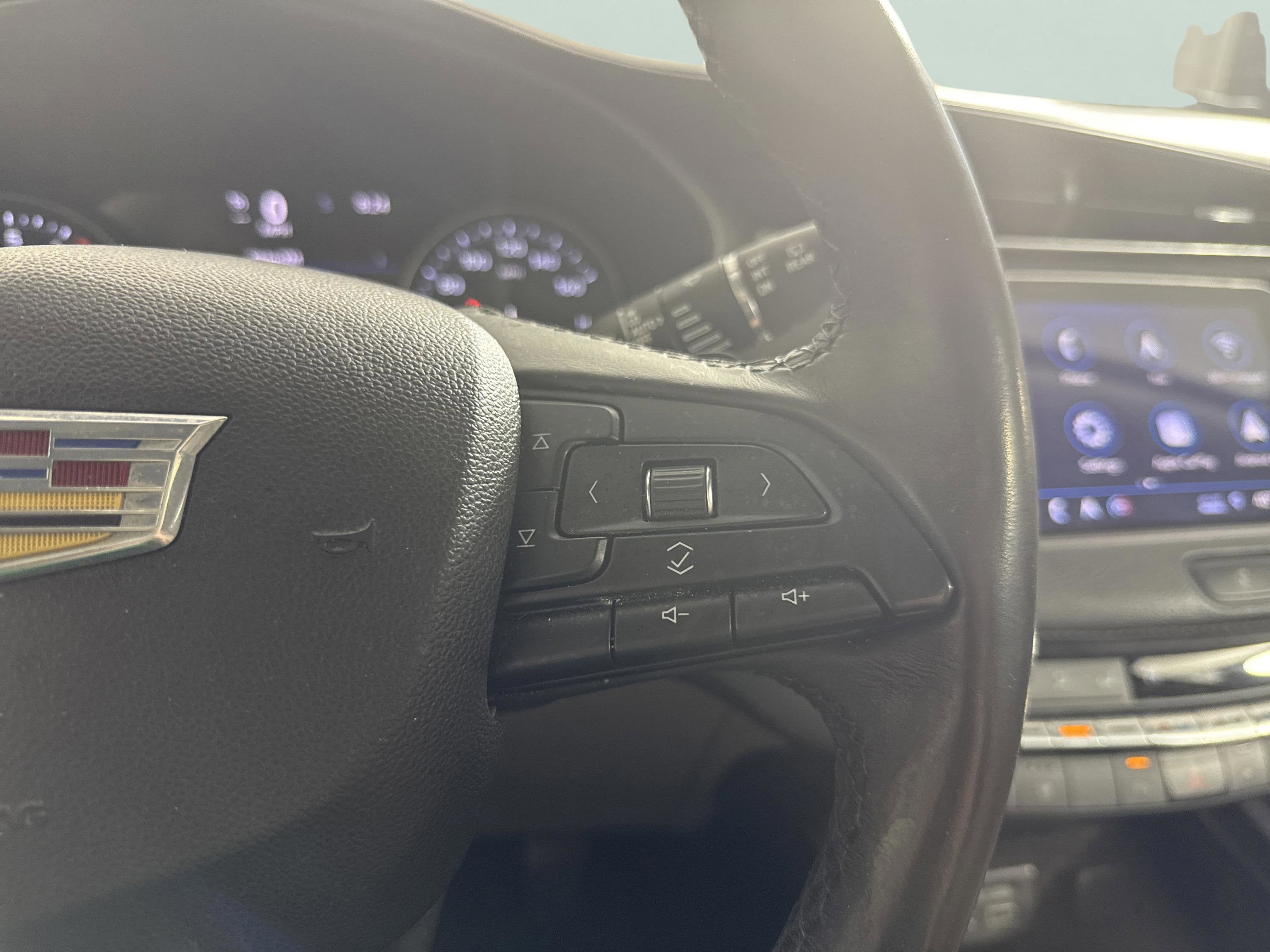 2019 Cadillac XT4 FWD Premium Luxury